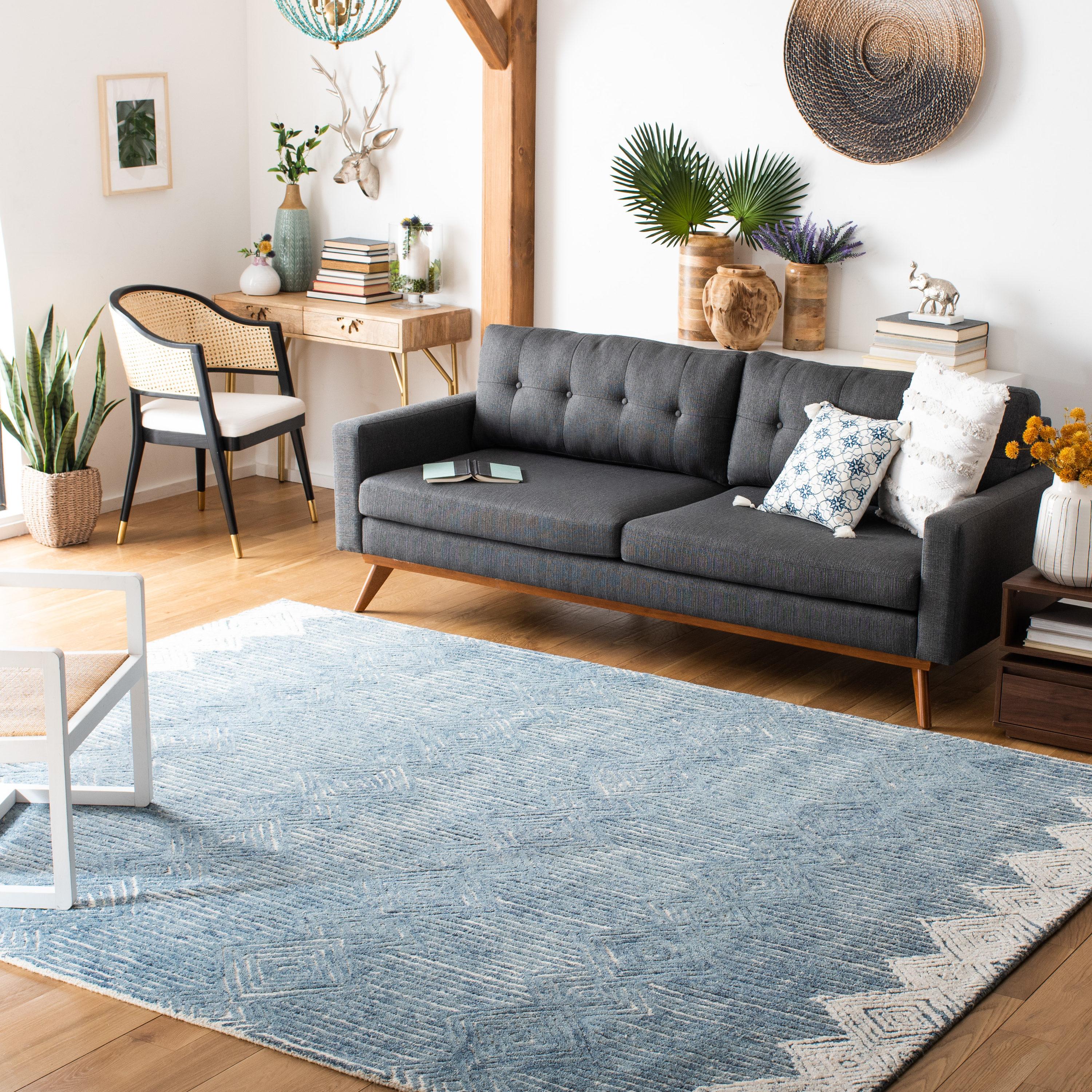 Hand-Tufted Woolen Luxe Accent Rug in Striking Blue - 5' x 8'