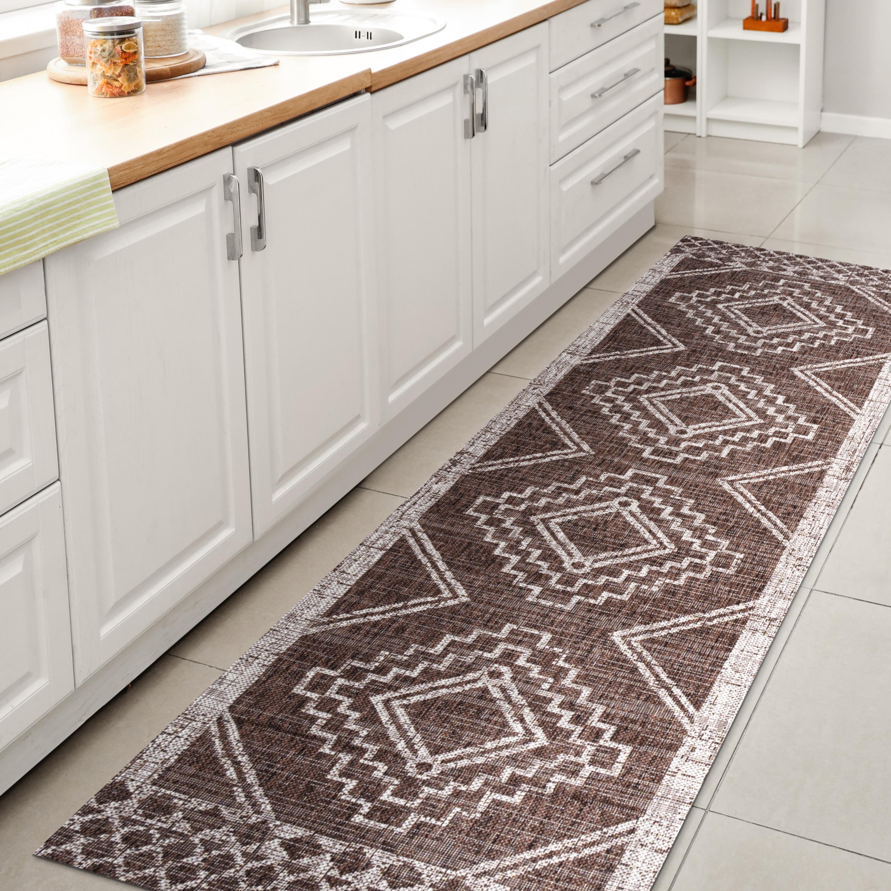 2'x10' Marokko Diamond Medallion Indoor/Outdoor Runner Rug, Brown/Beige - JONATHAN Y
