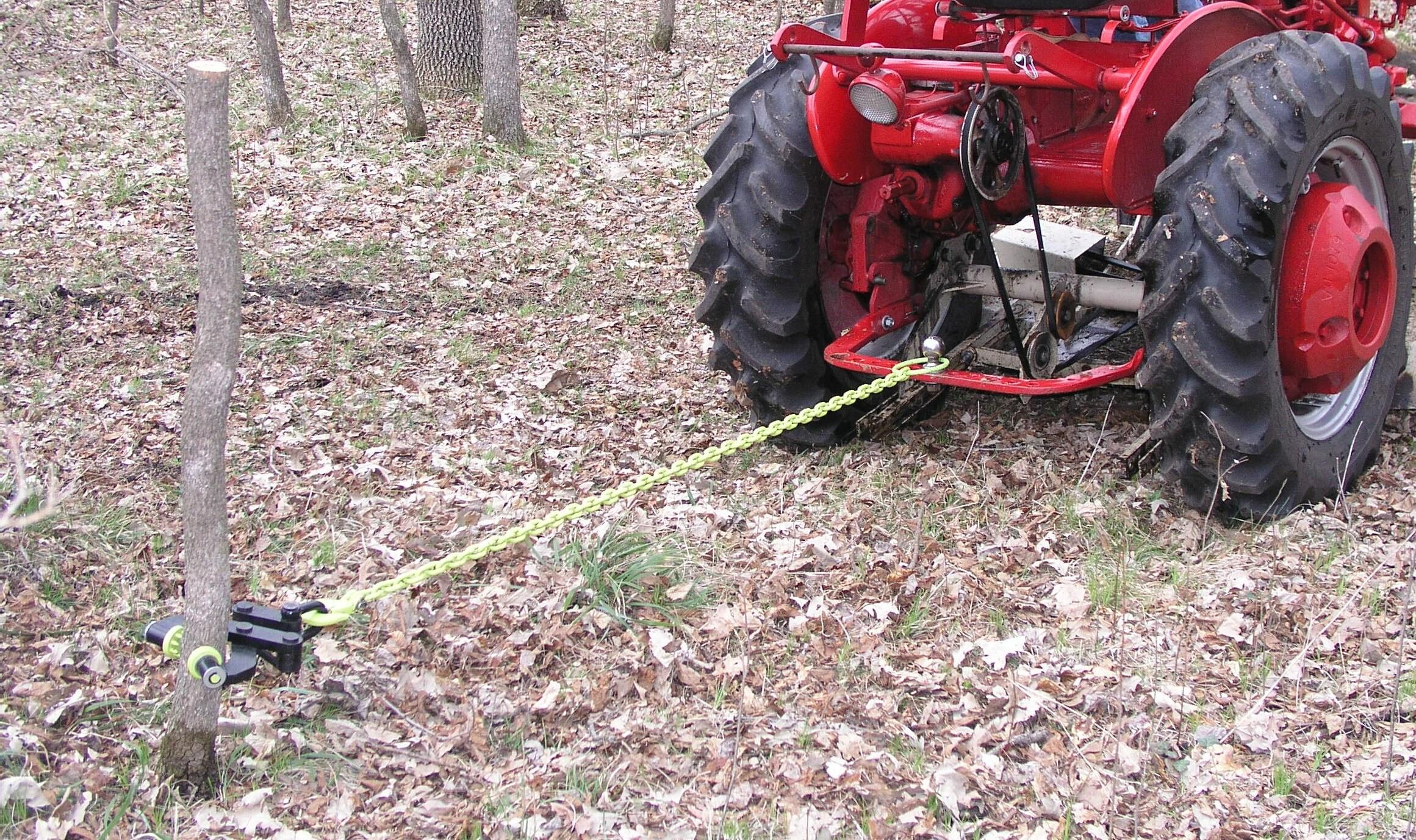 Brush Grubber Tugger Chain for Attaching Original Brush Grubber to Vehicle