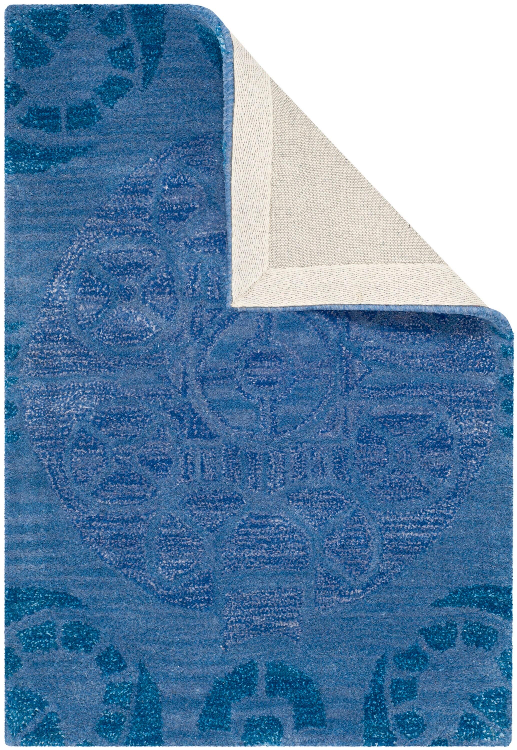 Wyndham WYD376 Hand Tufted Accent Rug - Blue - 3'x5' - Safavieh.