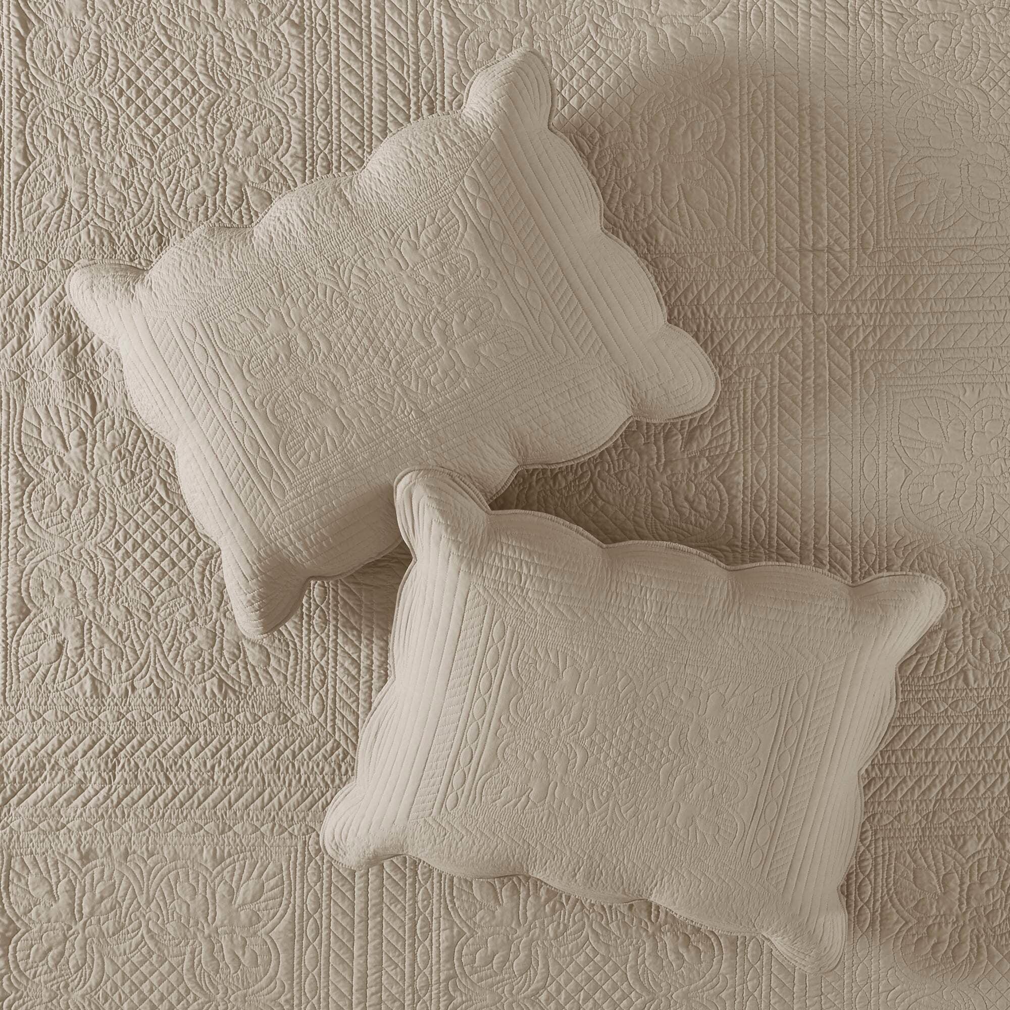 Madison Park Tuscany Scalloped Edge Quilt Set