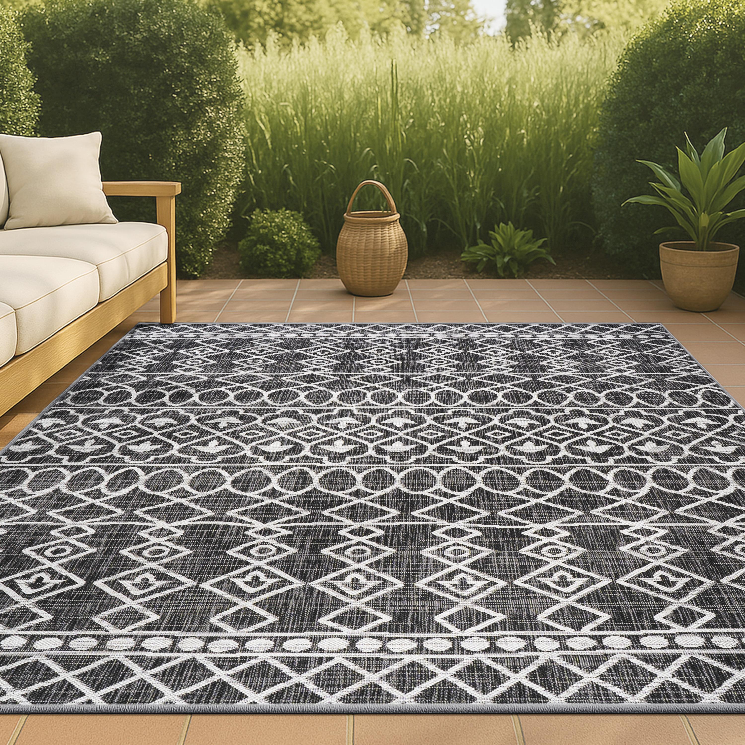 3'x5' Kafel Modern Bohemian Indoor/Outdoor Area Rug, Black/Ivory - JONATHAN Y