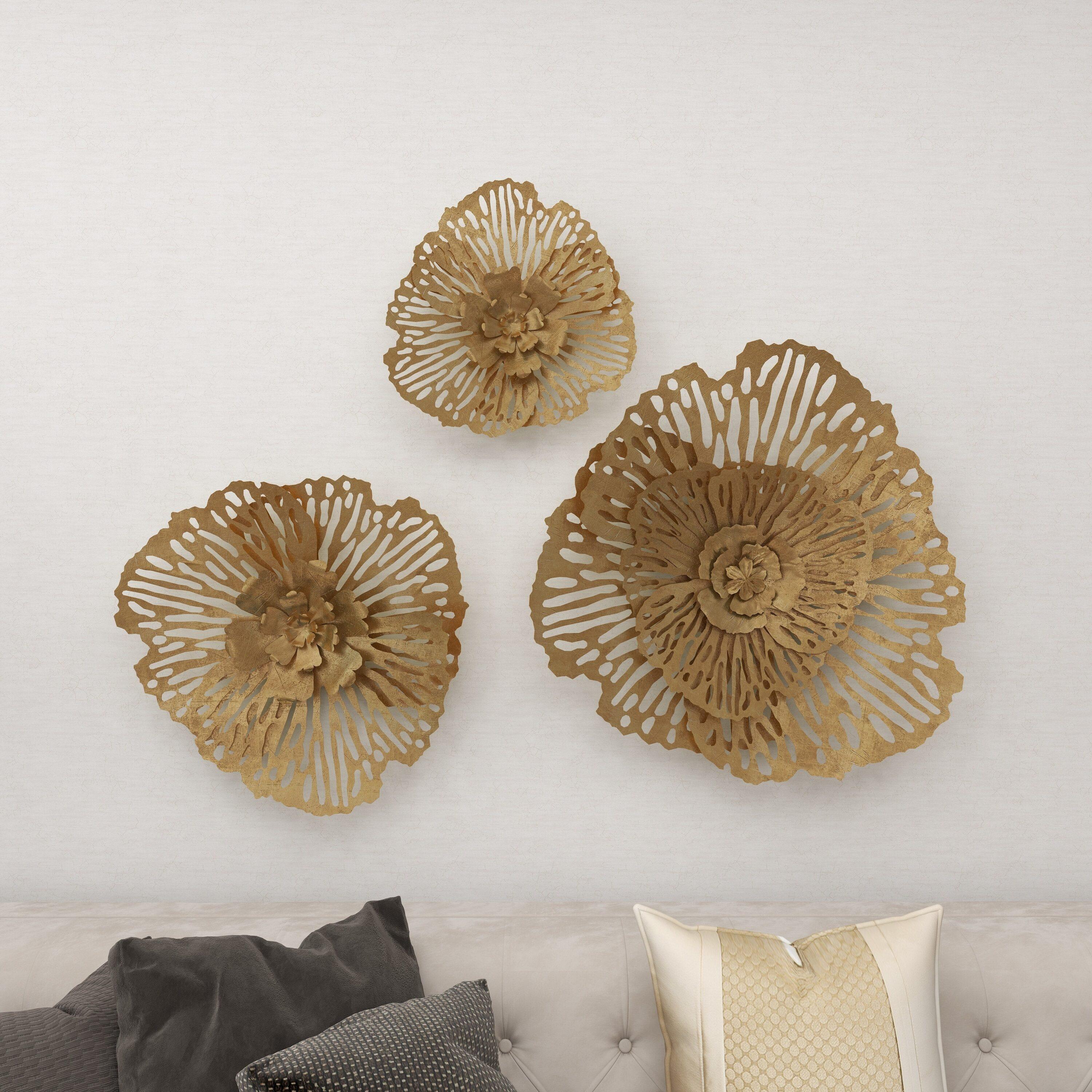 DecMode Gold Metal Floral Wall Decor (3 Count)