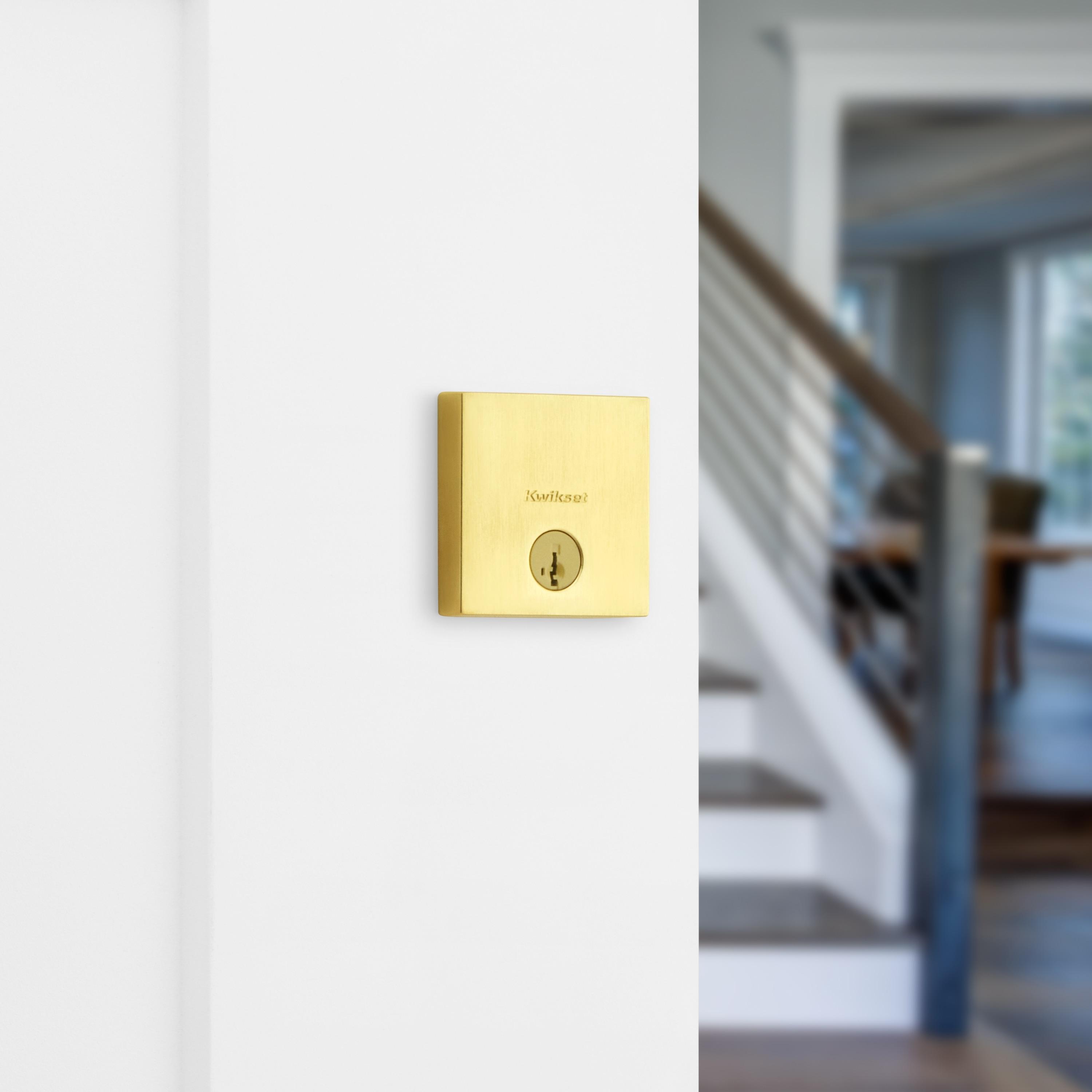 Kwikset Downtown Deadbolt Lock, Satin Brass Square Exterior Keyed Front Entry Door, Pick Resistant SmartKey Rekey Security, Single Cylinder Dead Bolt, with Microban Protection