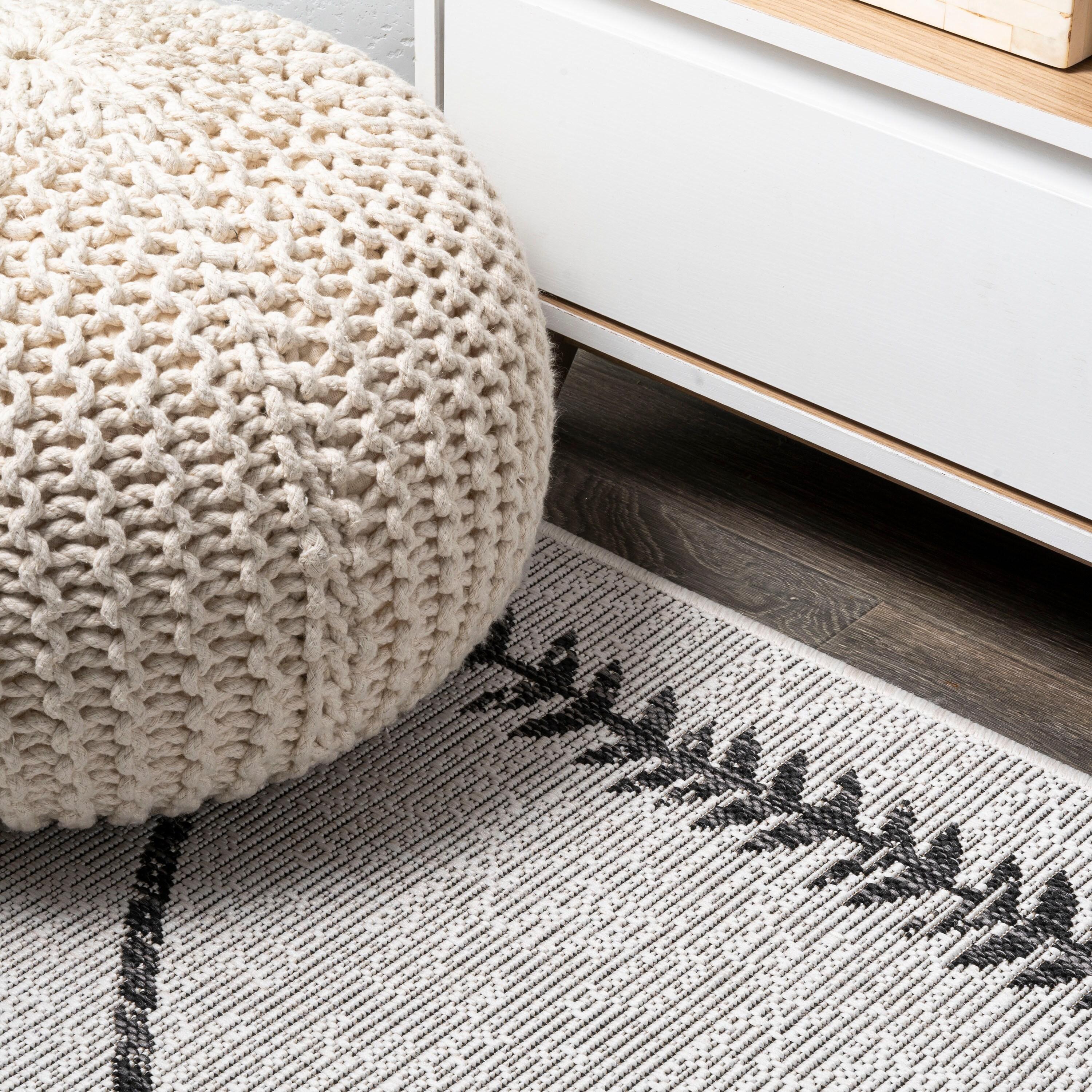 3'x5' Derya  Diamond Trellis Indoor/Outdoor Area Rug, Ivory/Black - JONATHAN Y