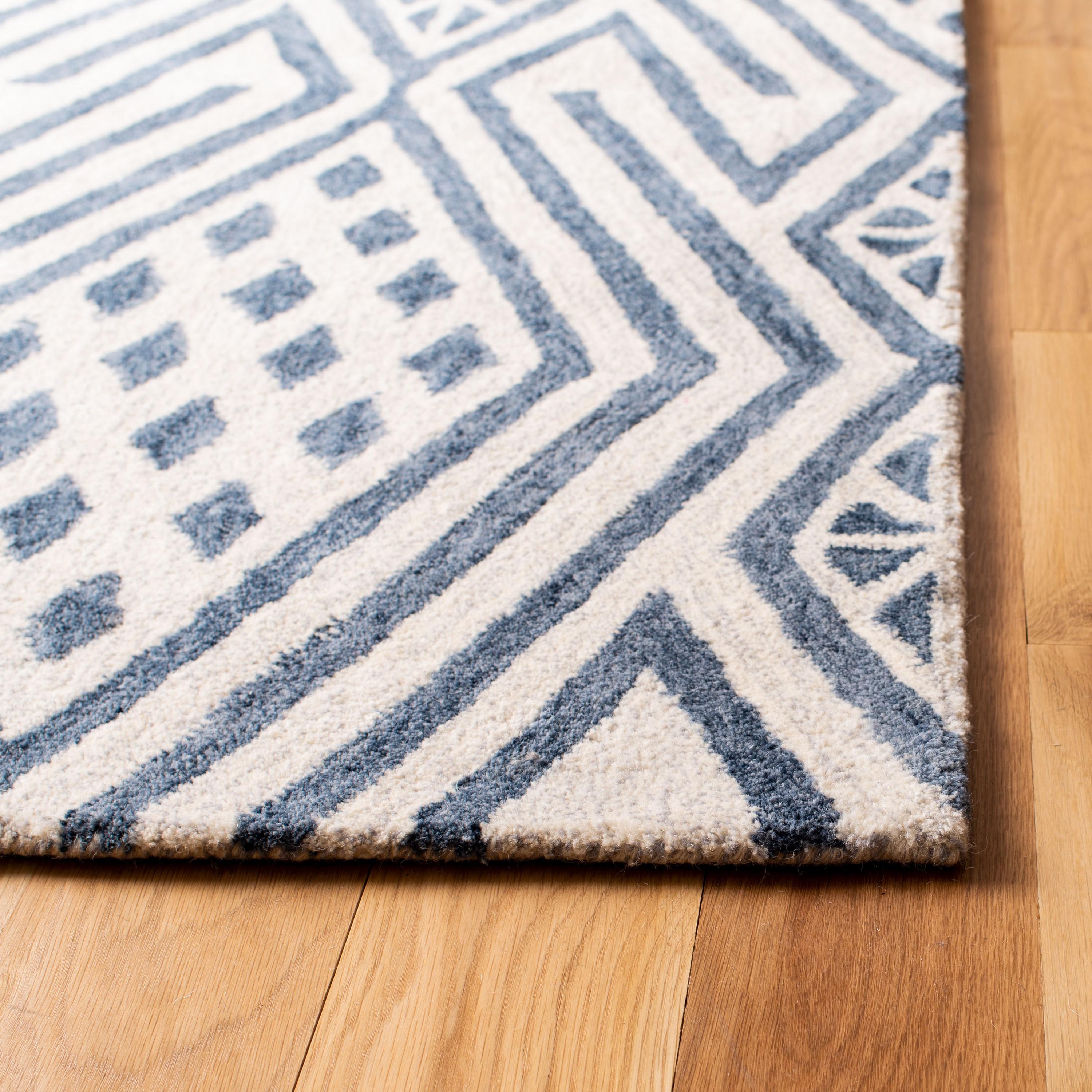 Micro-Loop MLP611 Hand Tufted Area Rug - Blue/Ivory - 5'x5' - Safavieh.