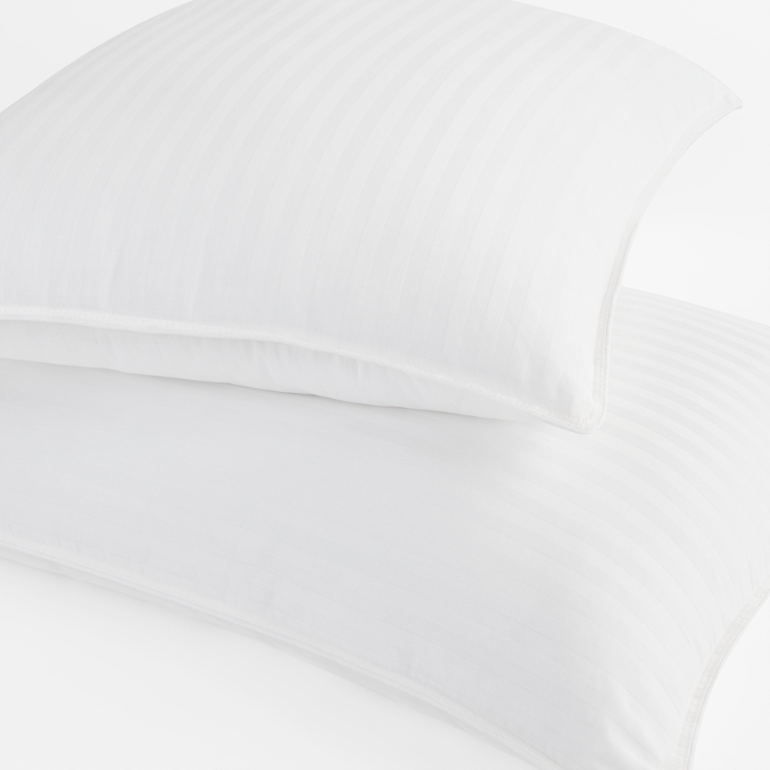 Queen White Memory Foam Gel Fiber Bed Pillows, Set of 2