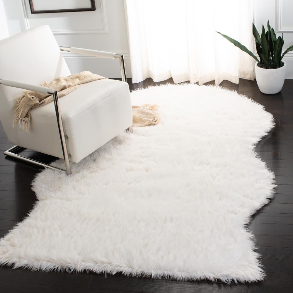 Faux Sheep Skin FSS115 Power Loomed Area Rug - Ivory - 5'x7' - Safavieh.