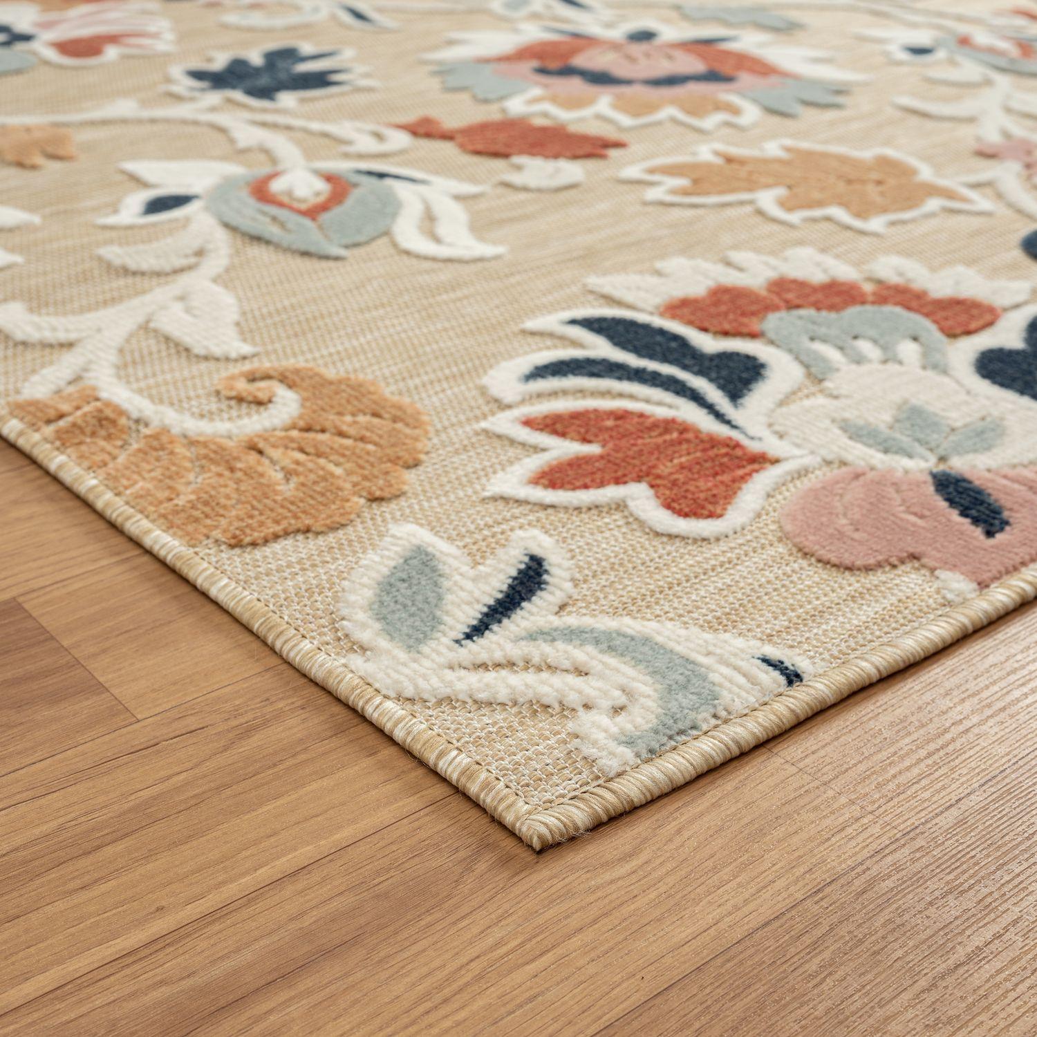 LR Home Elise 5' x 7' Coral/Beige Floral Hi-Low Indoor/Outdoor Area Rug
