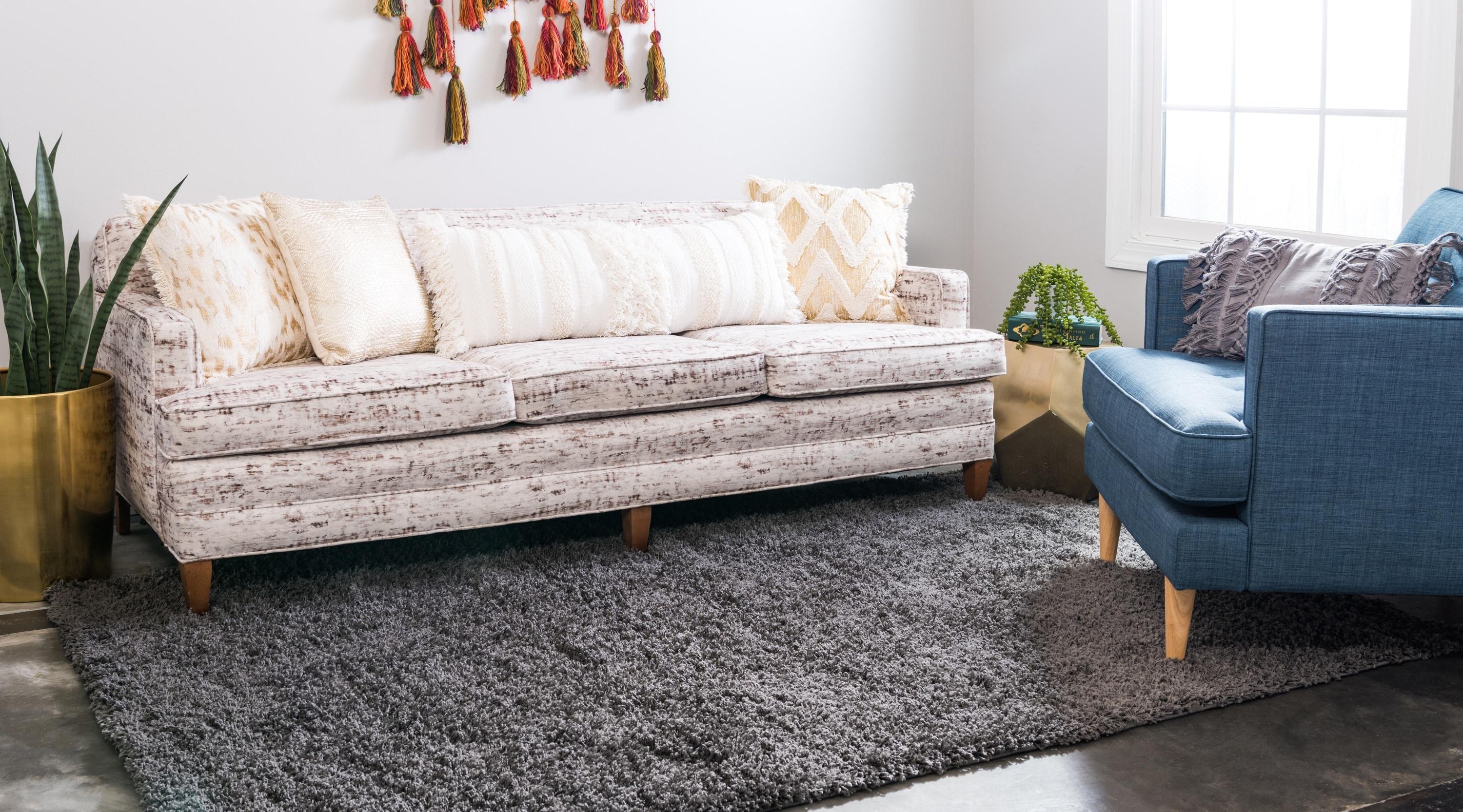 Unique Loom 4' 1 x 6' 1 Solid Shag Graphite Gray Area Rug