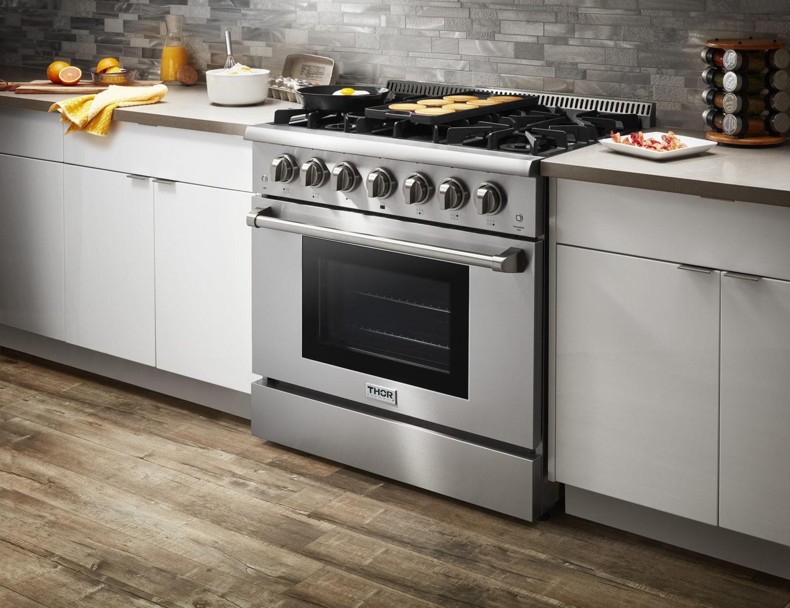 Thor Kitchen 36 Inch Professional Gas Range in Stainless Steel-HRG3618U