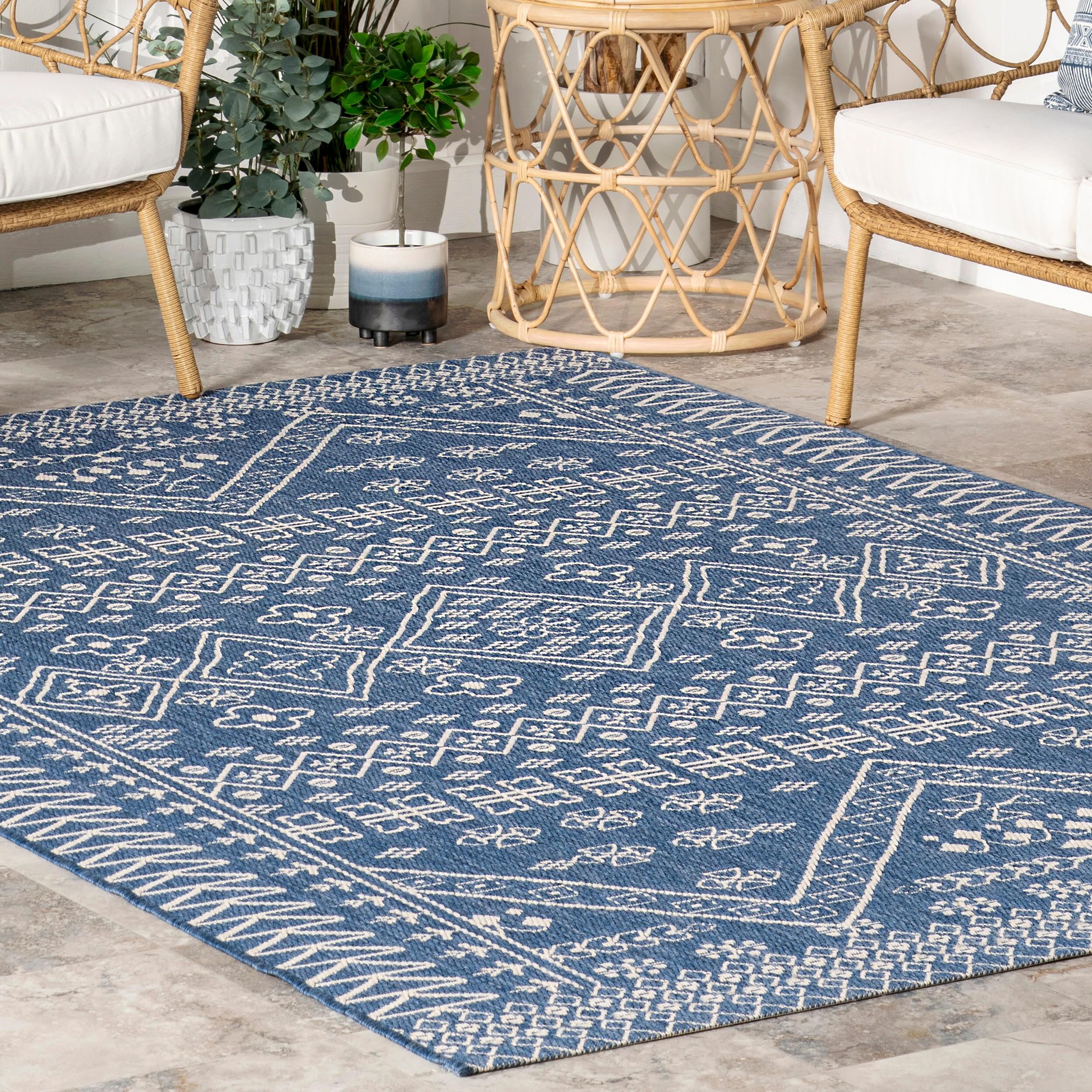Nuloom Kandace Geometric 6x9 Indoor/Outdoor Area Rug for Living Room Patio Deck Front Porch Kitchen, Blue/Ivory