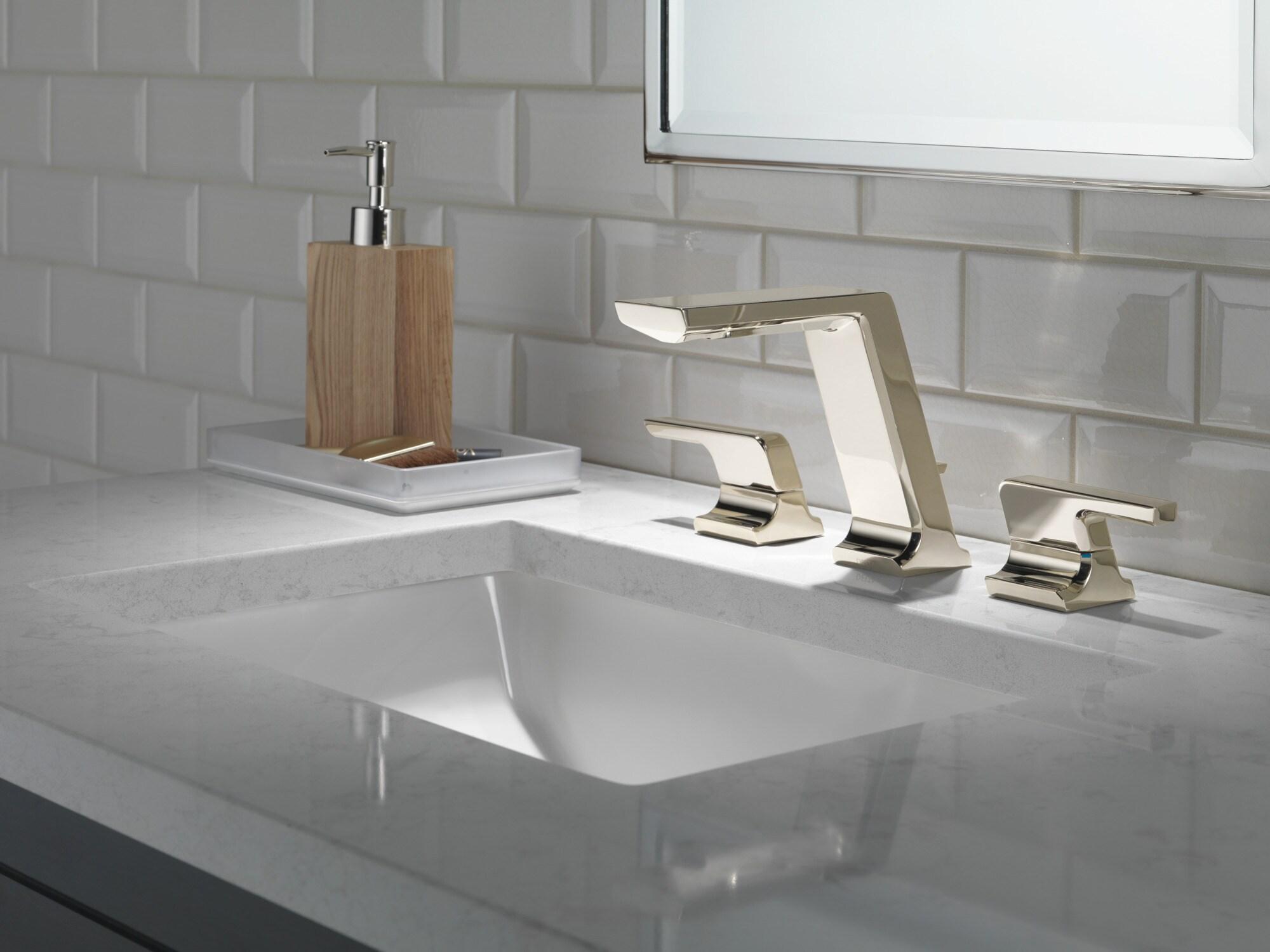 Pivotal Widespread Bathroom Faucet with Drain Assembly