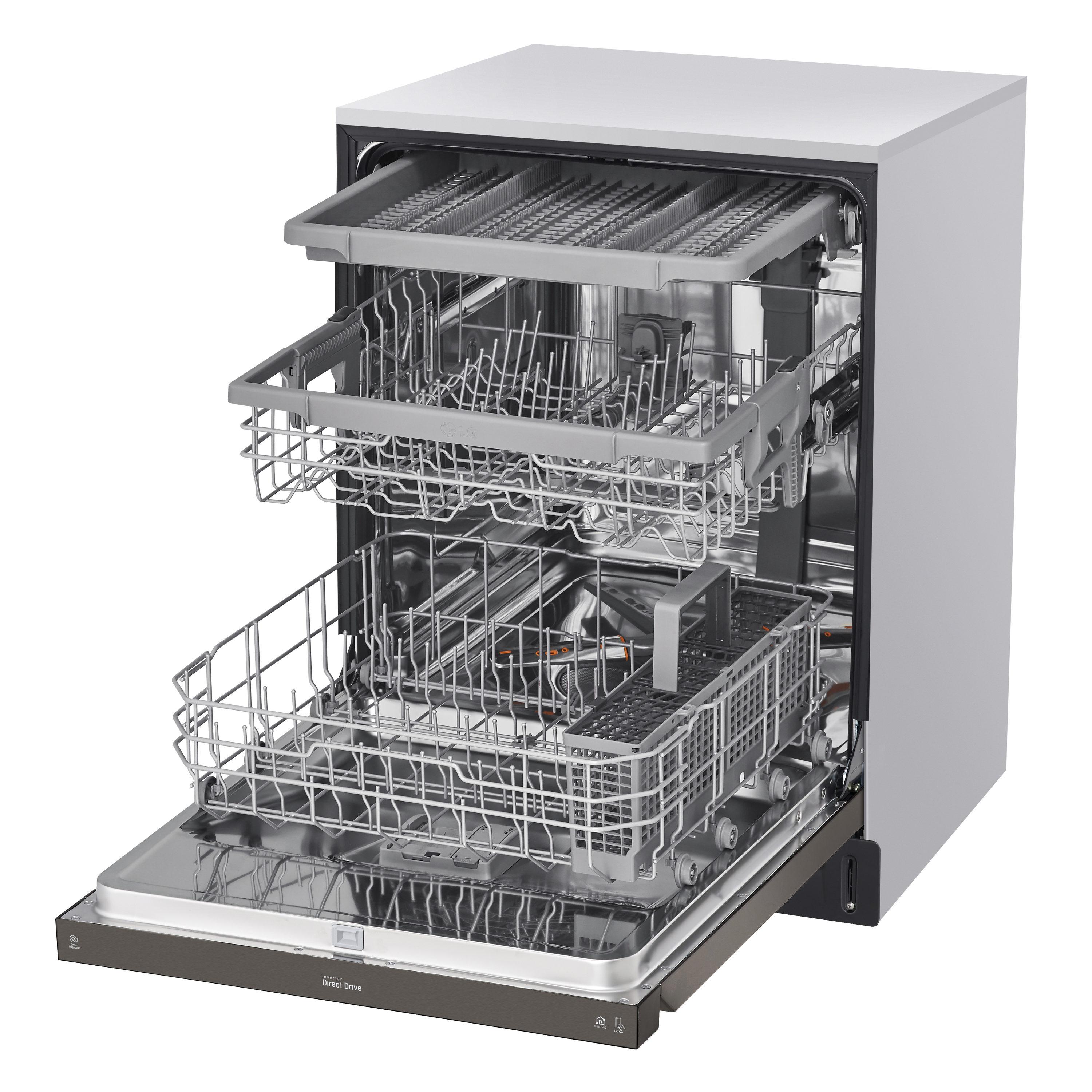 LG 24 in. PrintProof Stainless Steel Front Control Dishwasher with QuadWash, 3rd Rack & Dynamic Dry, 48 dBA