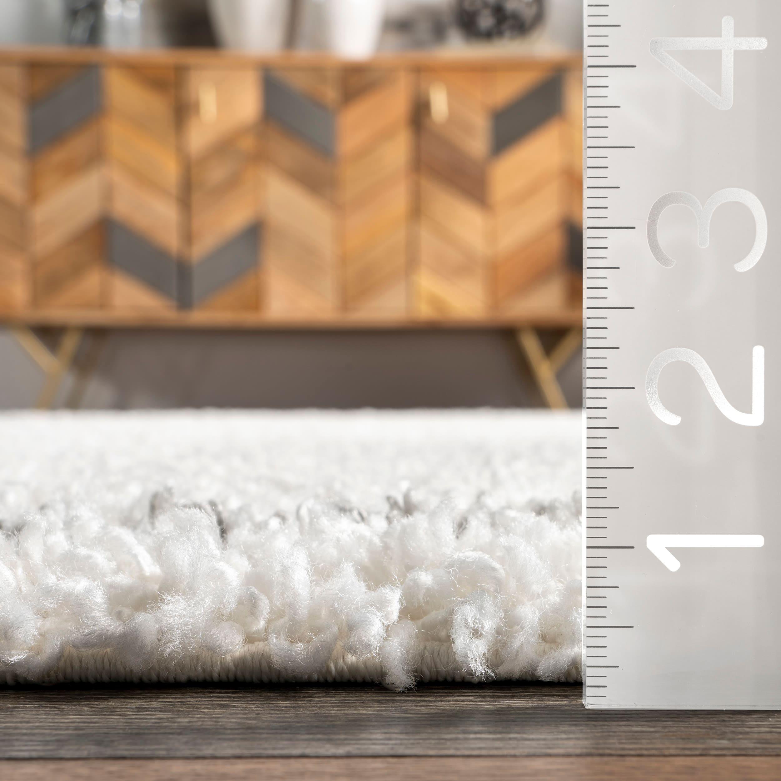 nuLOOM Mackie Moroccan Diamond Tassel Rug