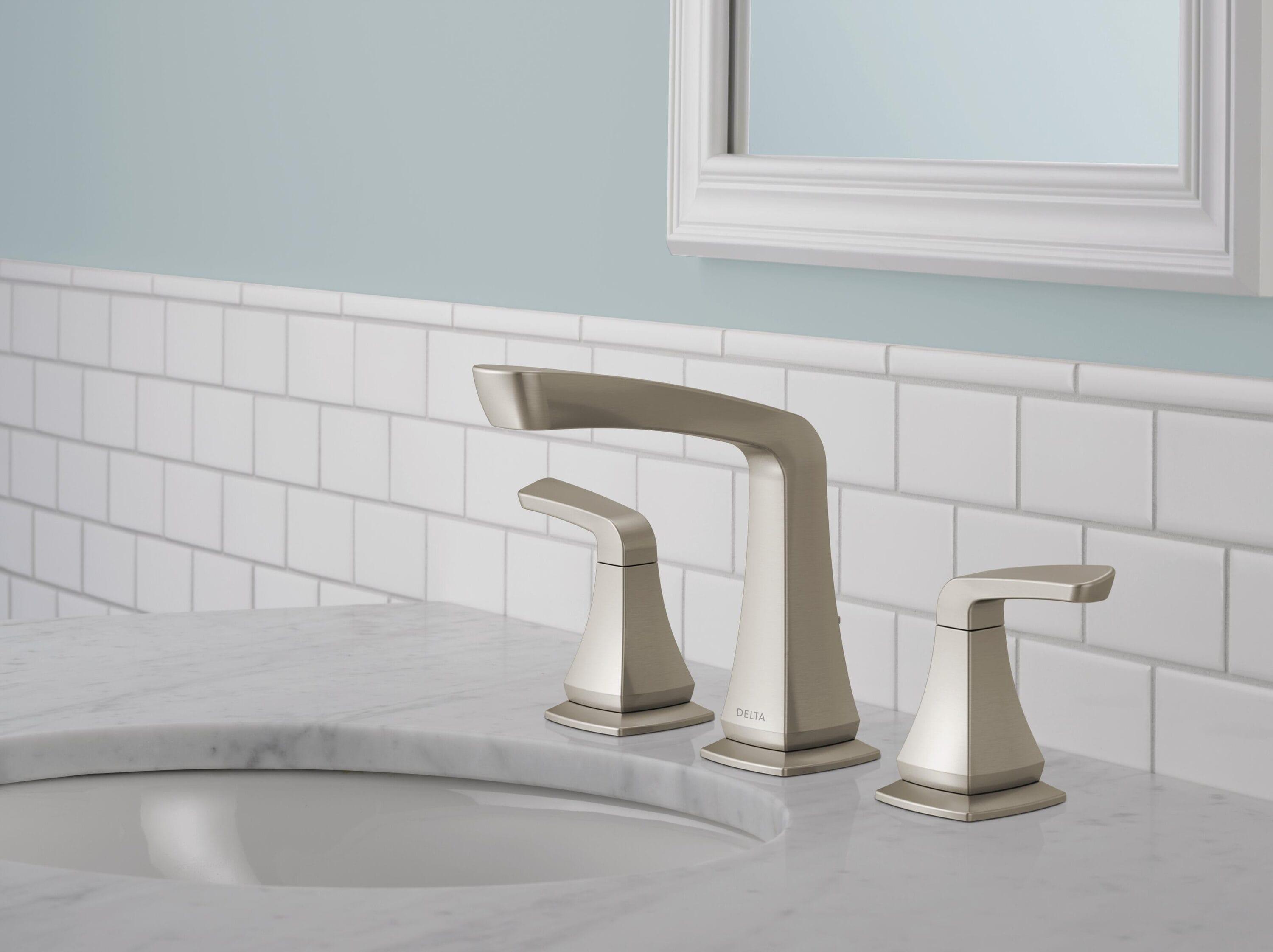 Vesna Widespread Bathroom Faucet 3 Hole, 2-handle Bathroom Sink Faucet with Drain Assembly