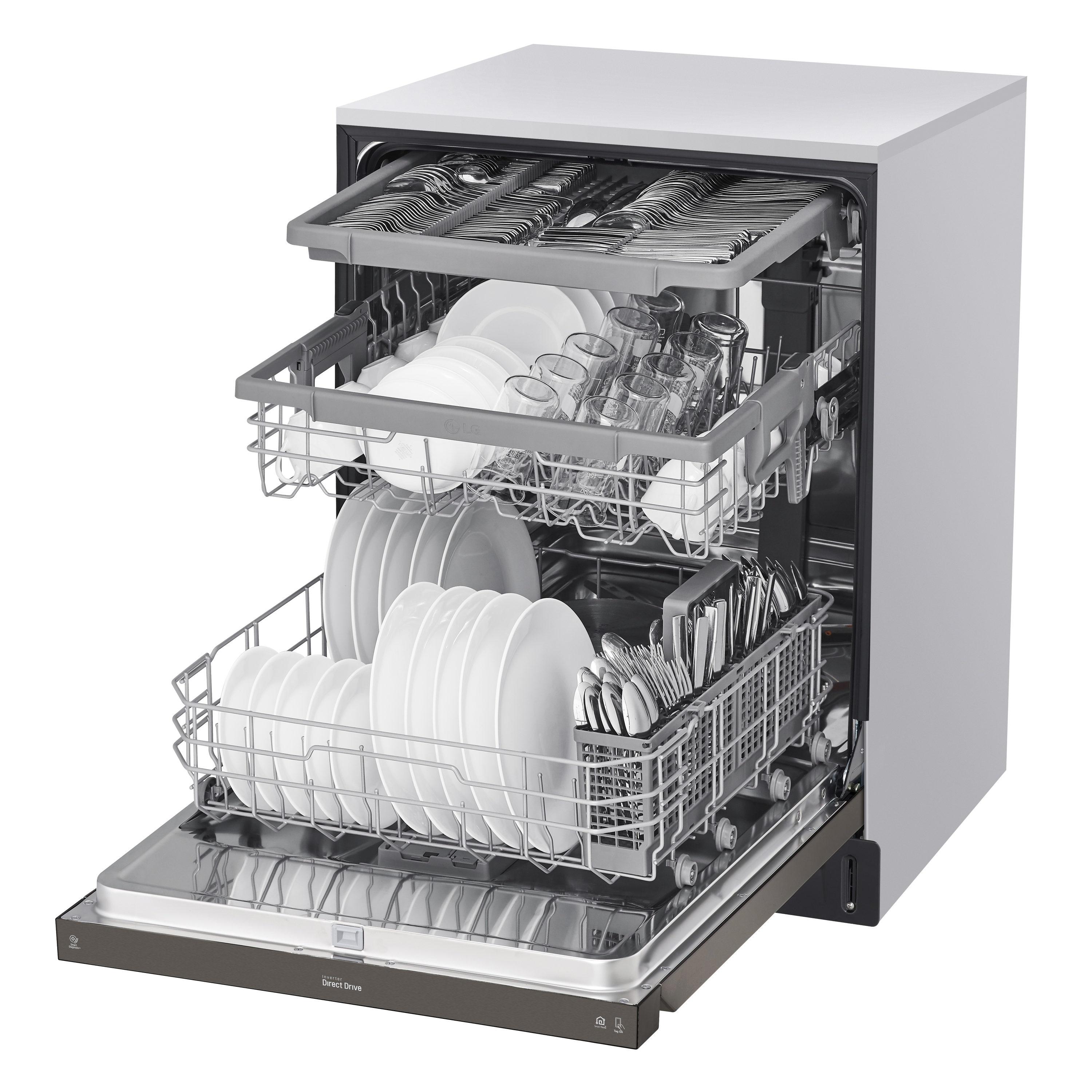 LG 24 in. PrintProof Stainless Steel Front Control Dishwasher with QuadWash, 3rd Rack & Dynamic Dry, 48 dBA