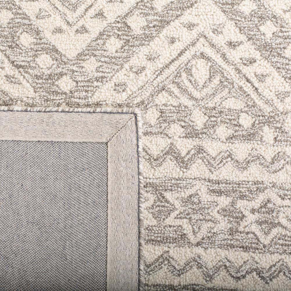 Micro-Loop MLP501 Hand Tufted Indoor Area Rug - Dark Grey/Ivory - 5'x8' - Safavieh