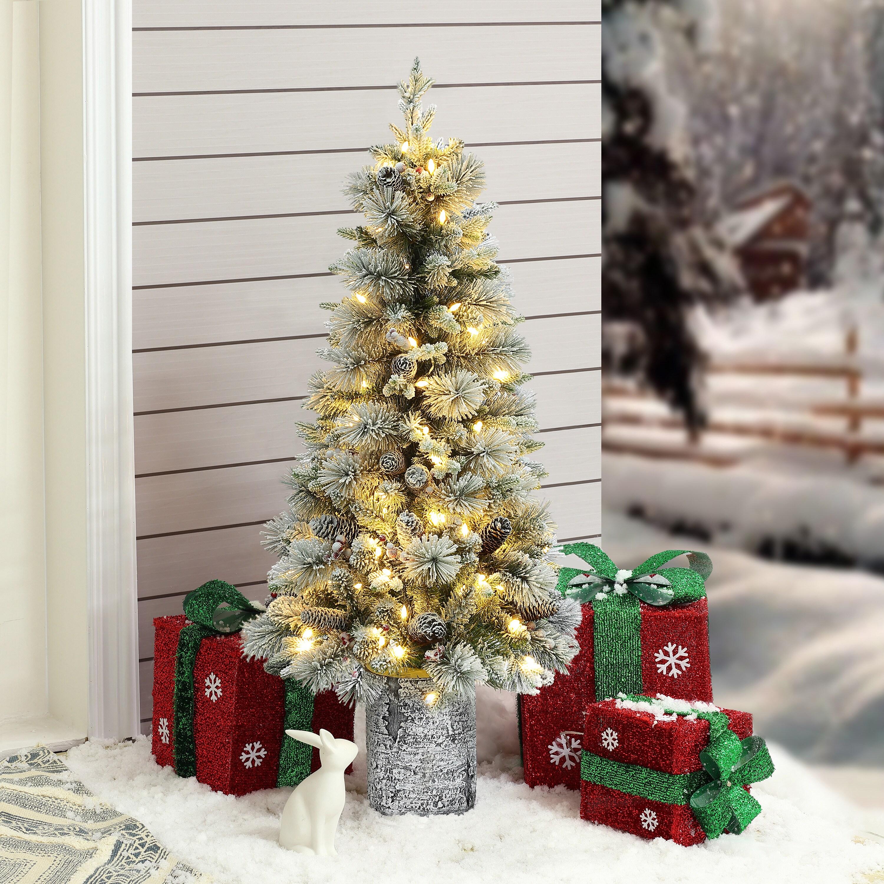 LuxenHome 4' Pre-Lit Green Flocked Potted Artificial Christmas Tree