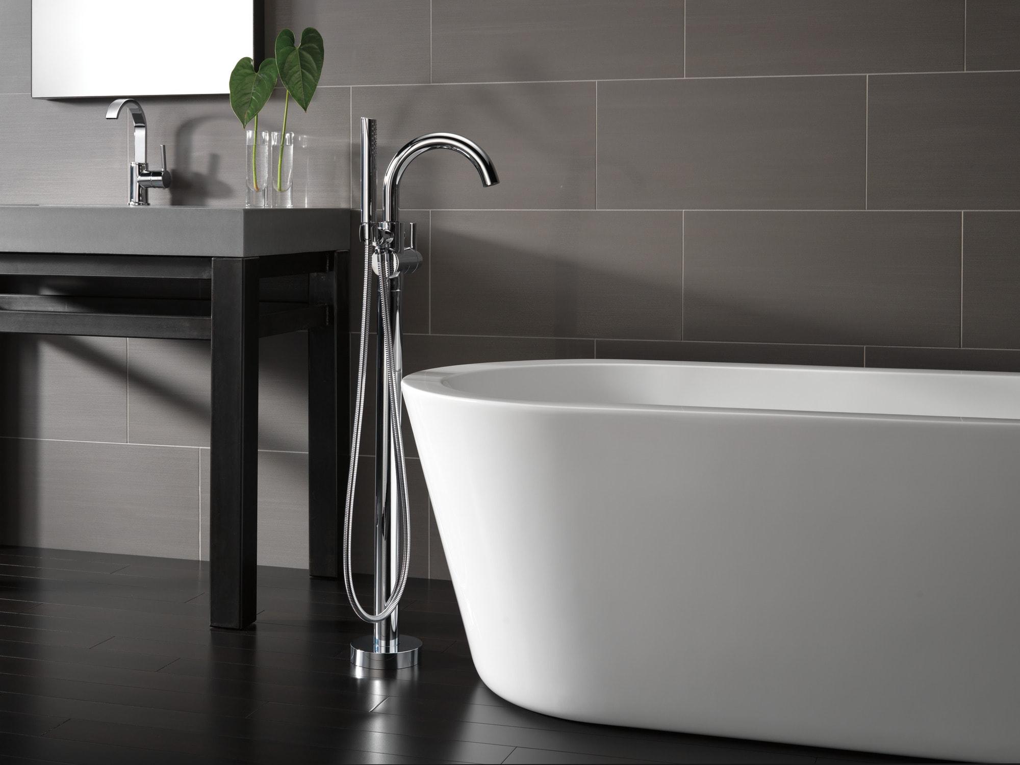 Trinsic Single Handle Floor Mounted Freestanding Tub Filler