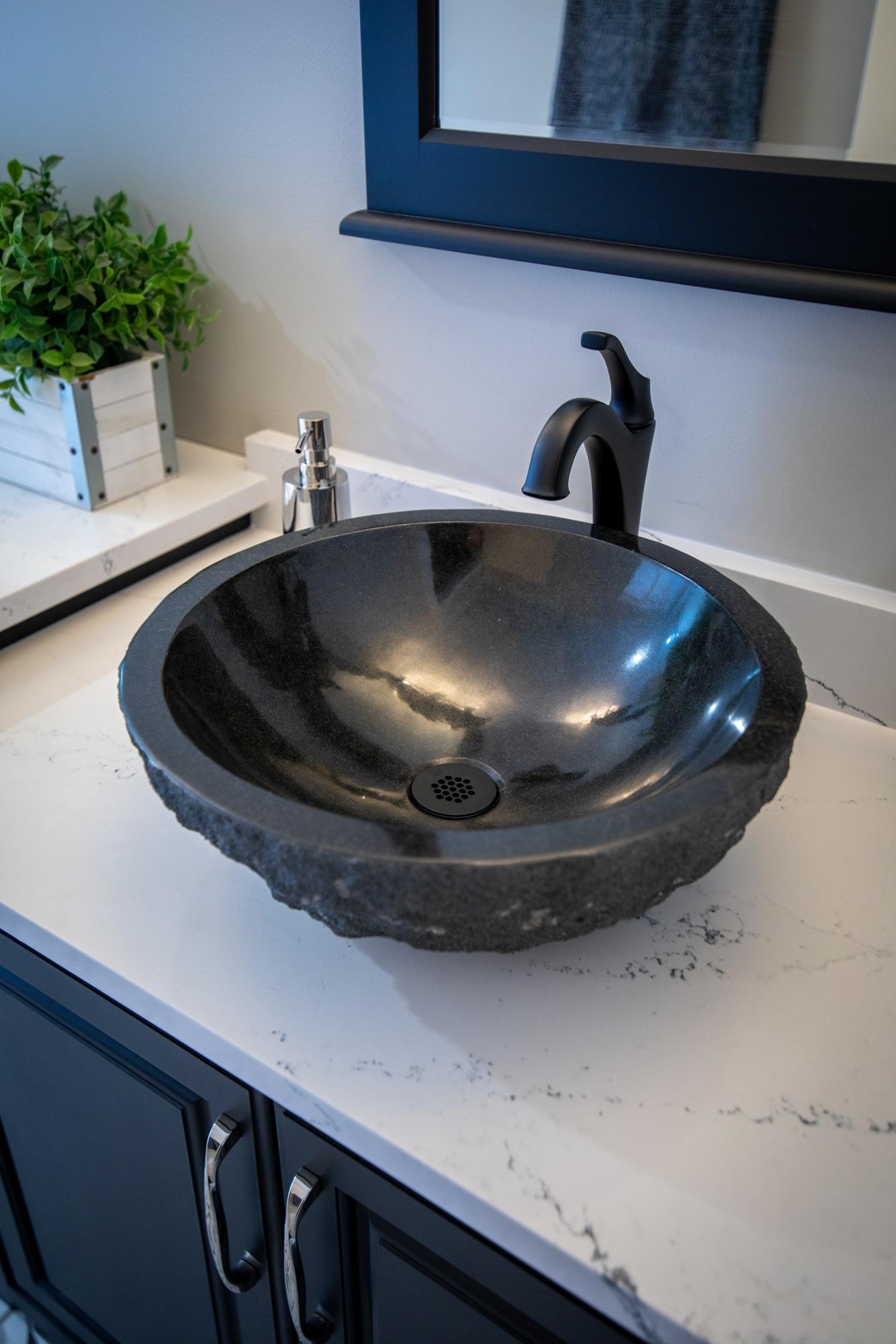 Eden Bath 16.5'' Black/Gray Stone Circular Bathroom Sink