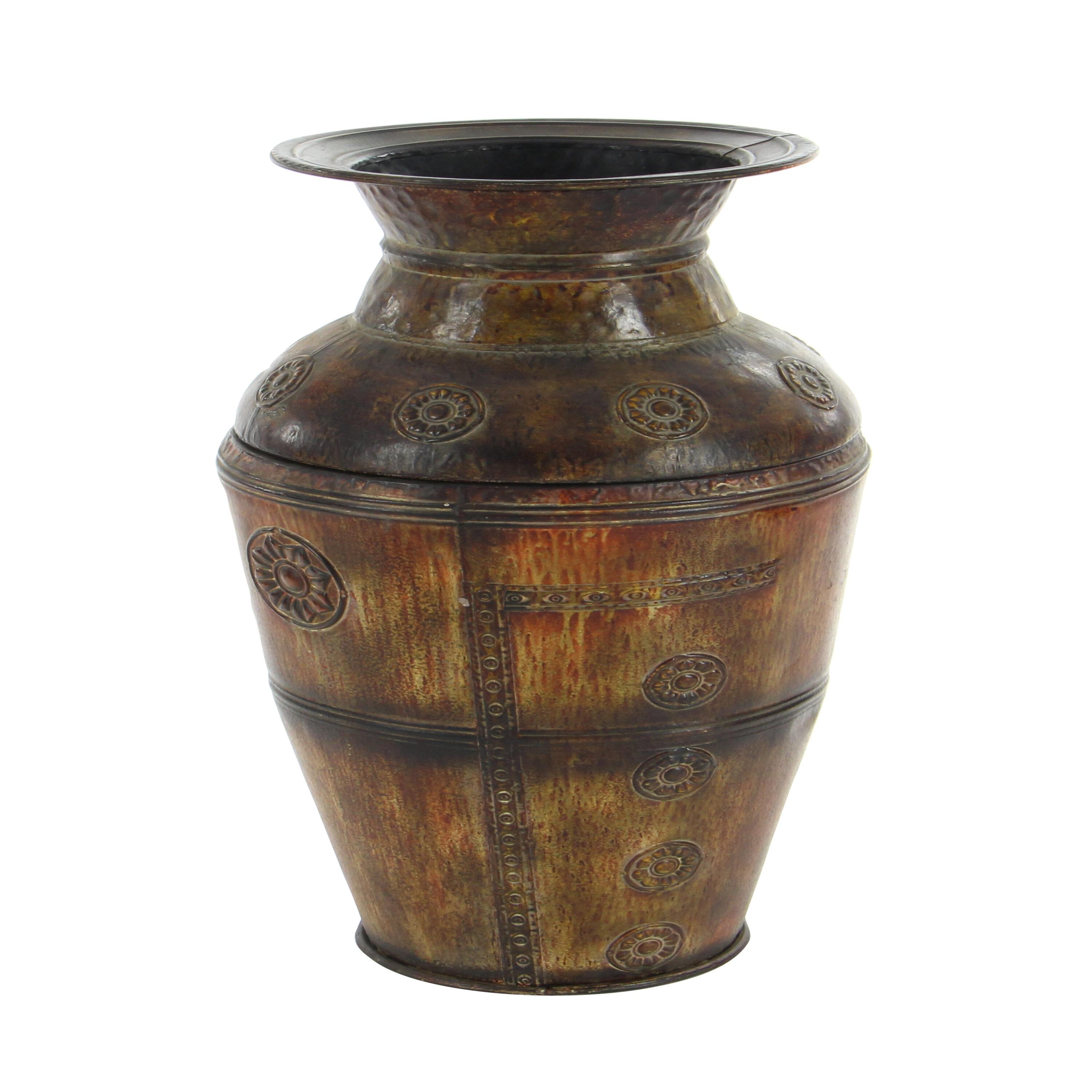 Deco 79 Metal Decorative Vase Indoor Outdoor Large Centerpiece Vases with Floral Relief, Set of 2 Flower Vases for Home Decoration 29", 22"H, Brown