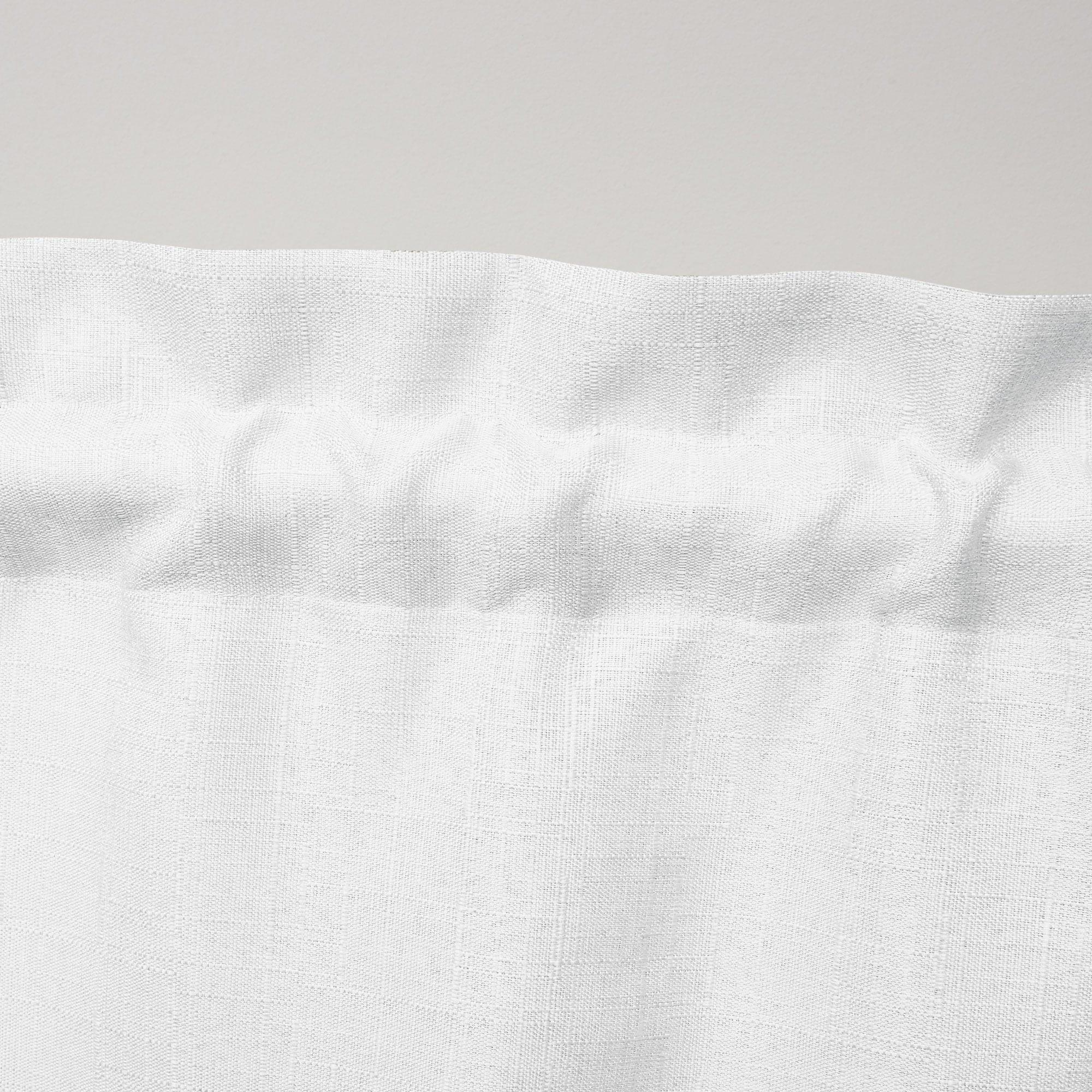 Amalgamated Textiles Exclusive Home Loha Light Filtering Rod Pocket Scalloped Valance