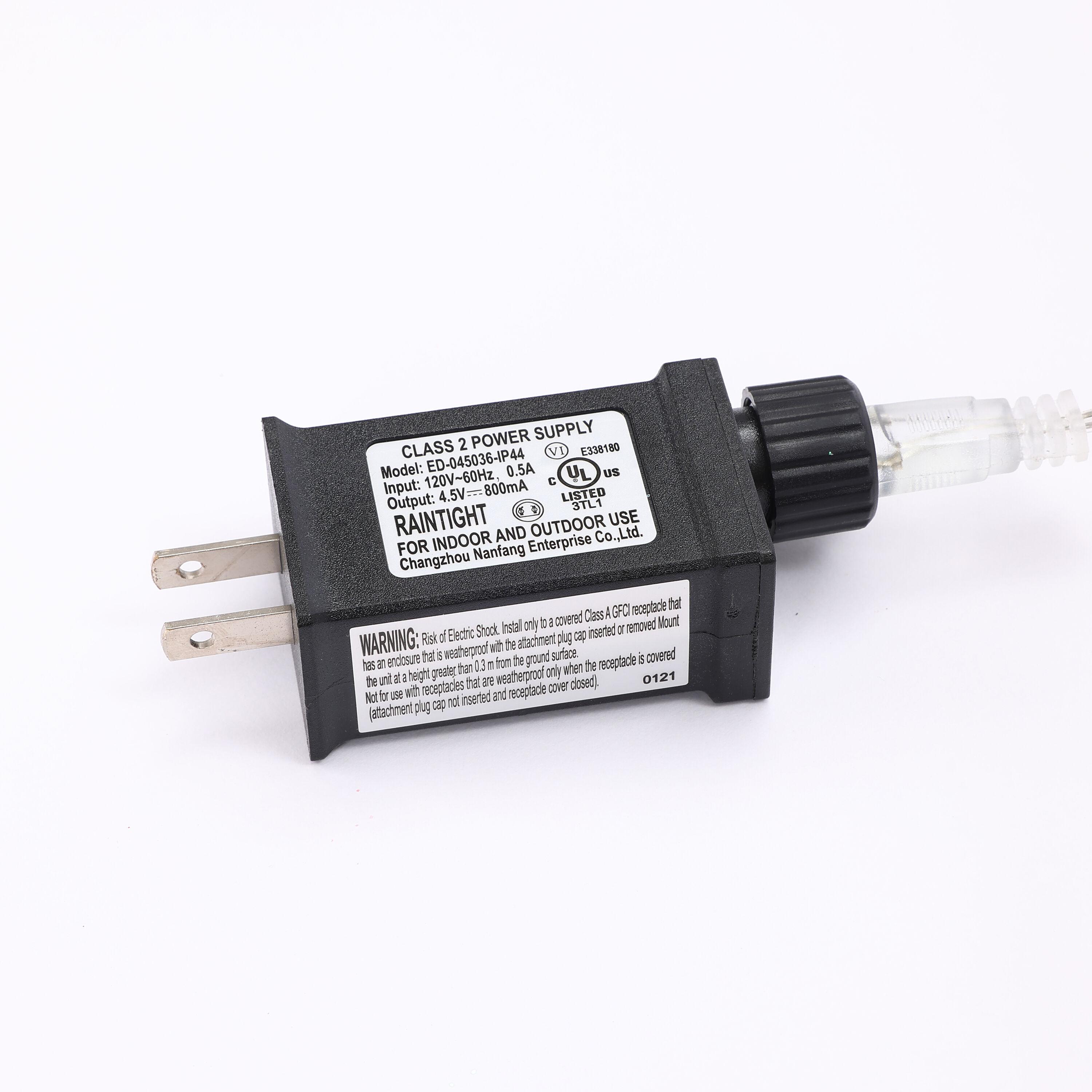 LuxenHome Set of 3 Red and Green Presents with Bows Lighted LED Indoor Outdoor Holiday Decoration