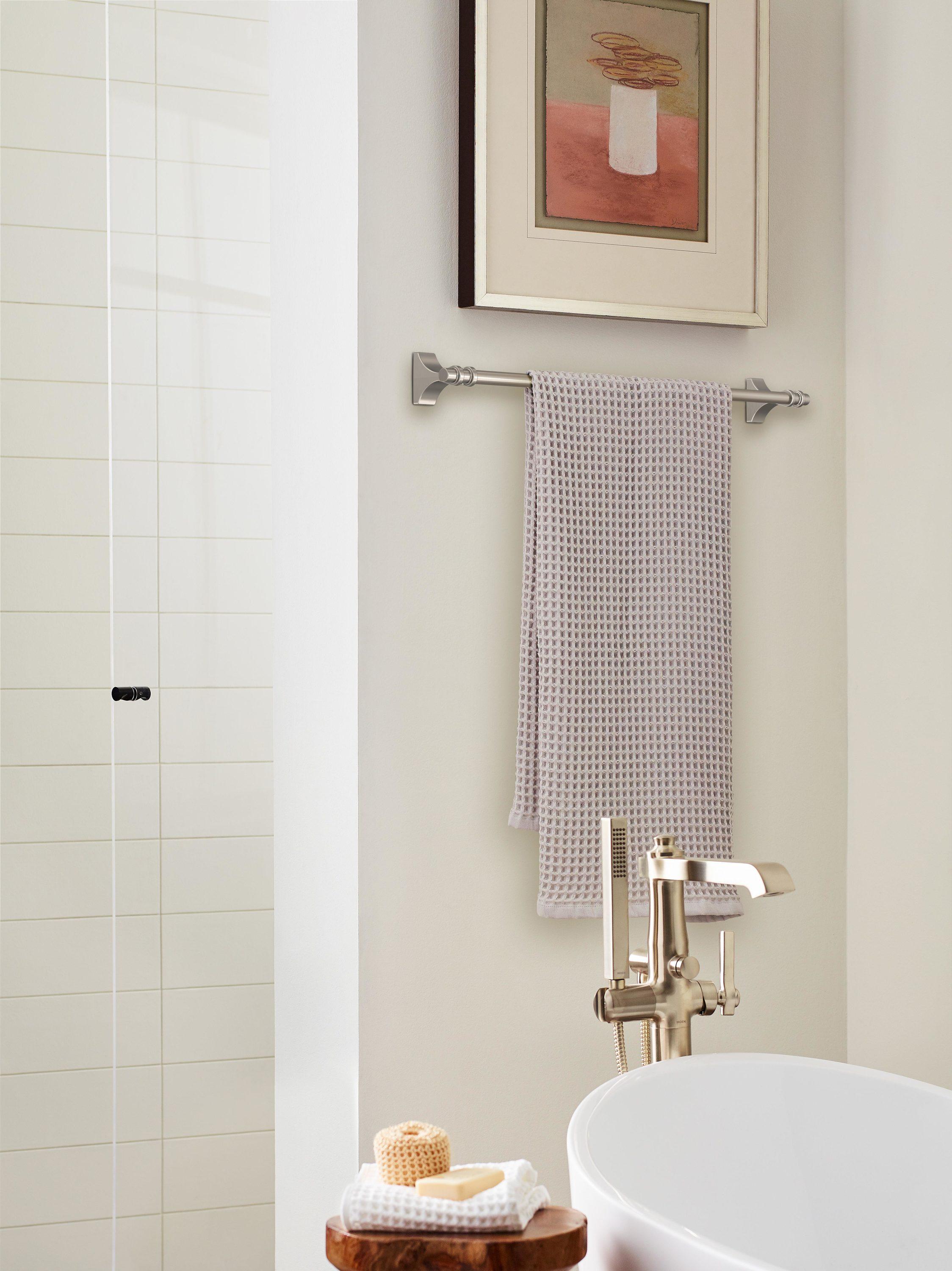 Davenport 26.31" Wall Mounted Towel Bar