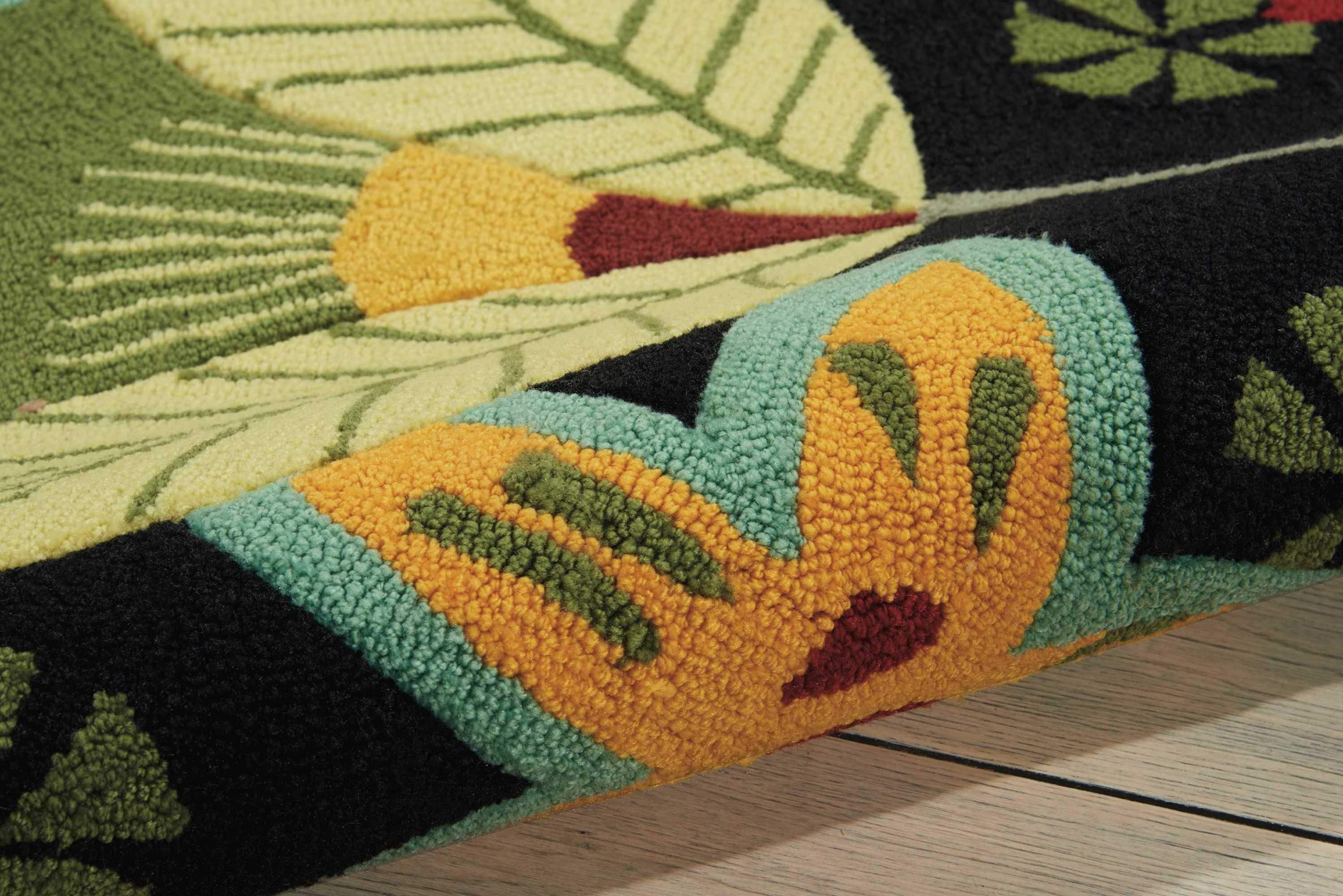 Braided Black Synthetic 5' x 7' Handmade Reversible Rug