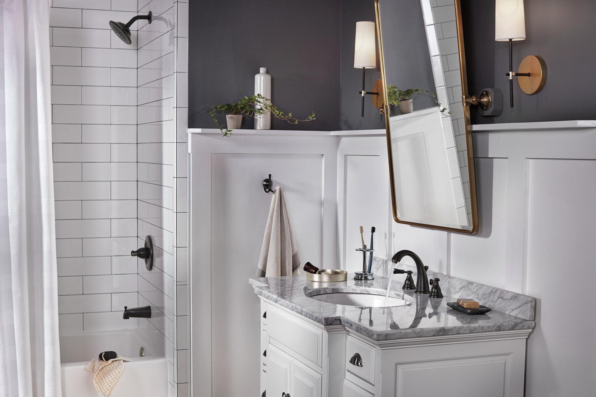Elmhurst Widespread 2-handle Bathroom Faucet with Drain Assembly