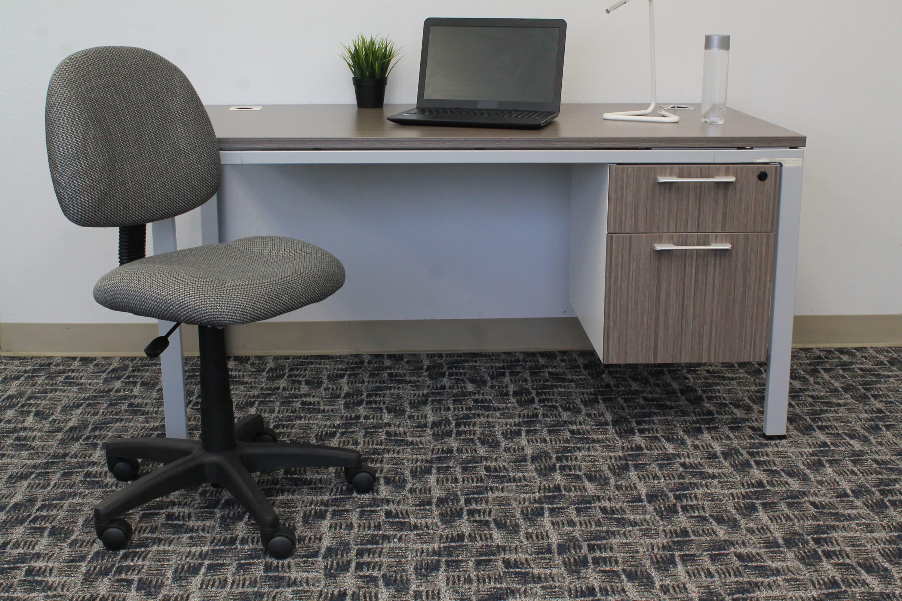 Boss Office Products Deluxe Posture Chair Gray : Ergonomic Swivel Computer Chair with Lumbar Support, Nylon Legs
