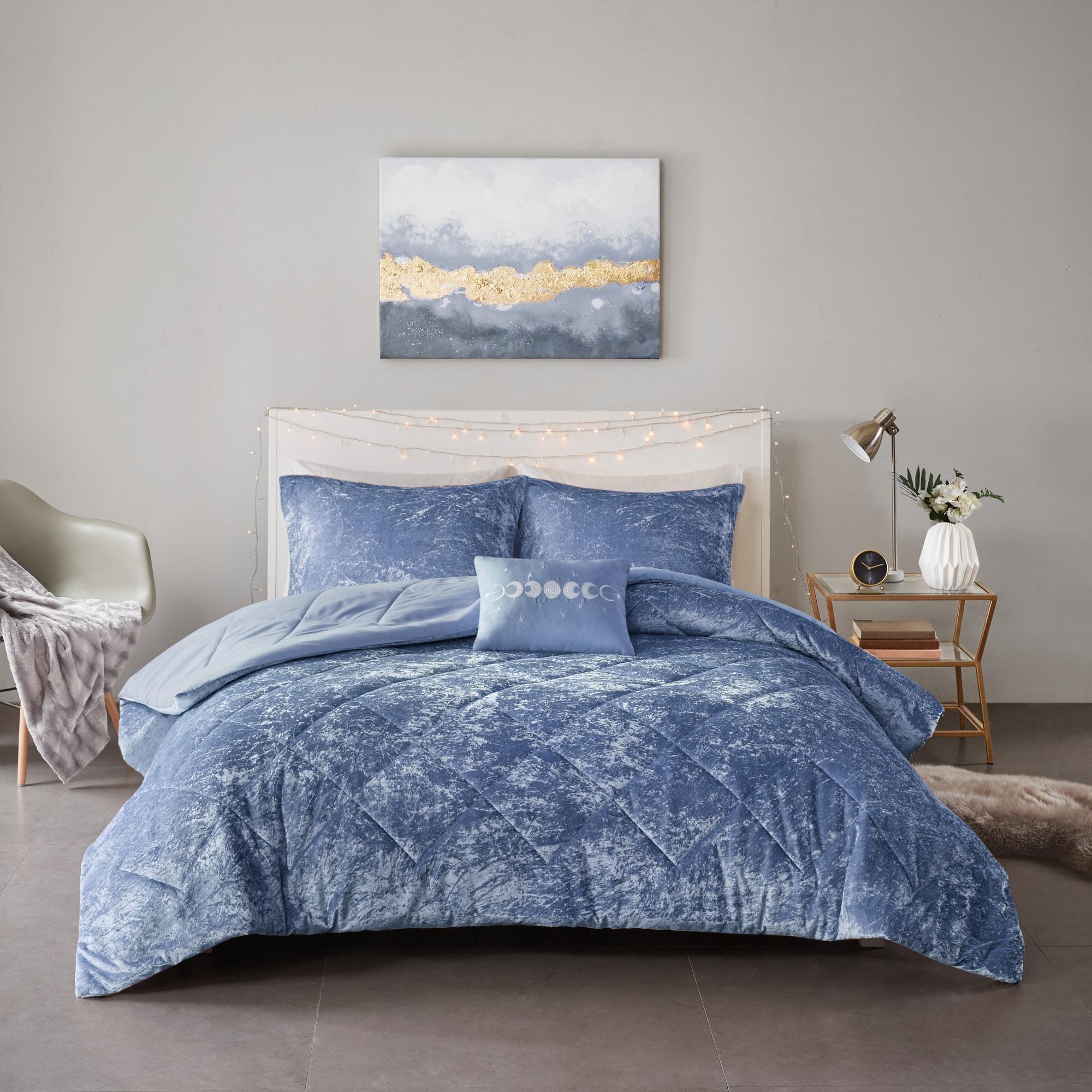 Felicia Crushed Velvet Comforter Set with Throw Pillow