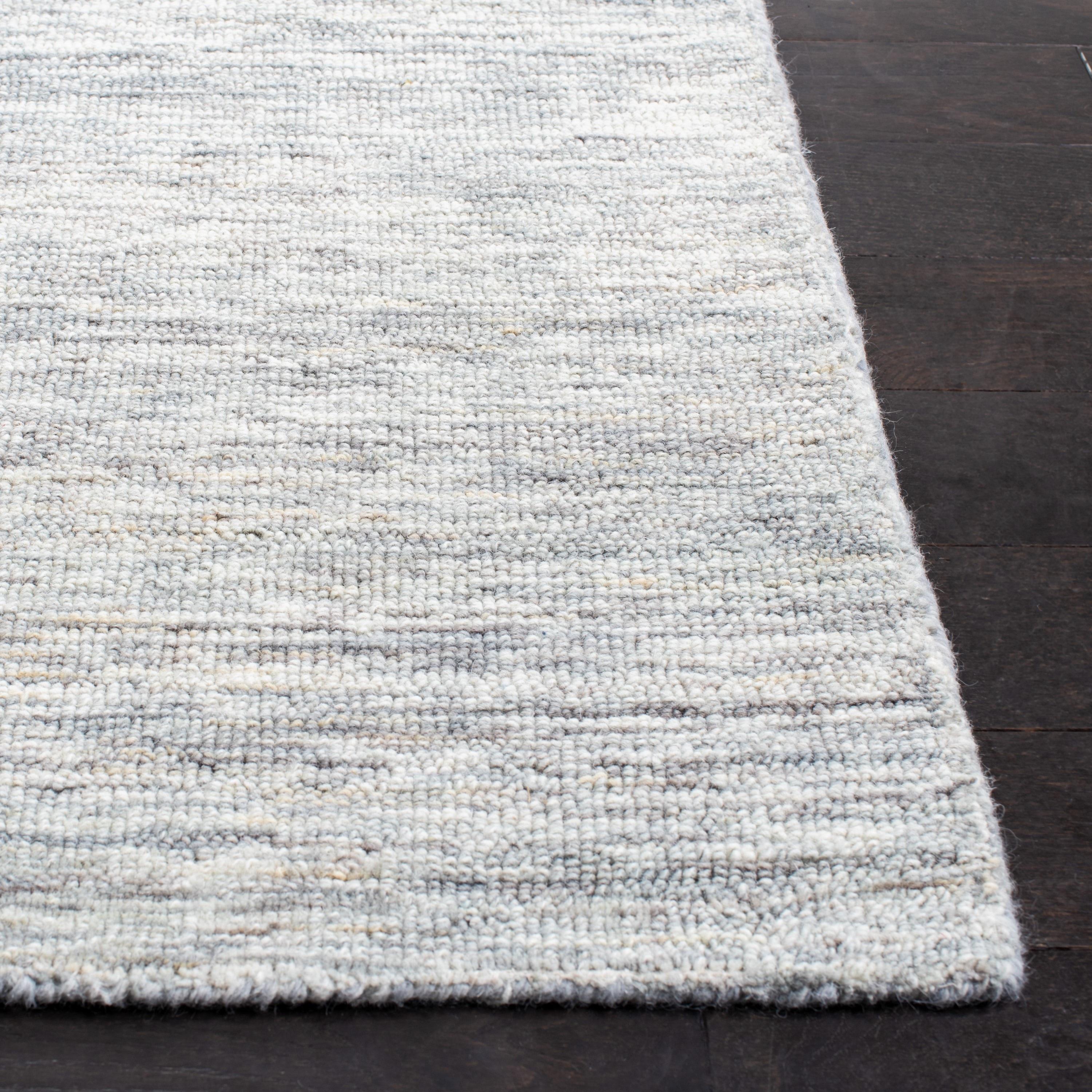 SAFAVIEH Metro Jaymes Distressed Area Rug, Sage/Ivory, 8' x 10'