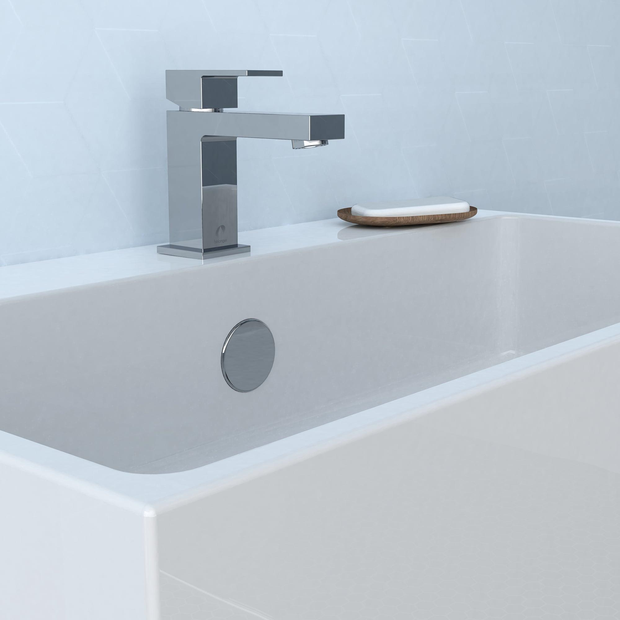 Quadrato Single-Hole Single-handle Bathroom Faucet with Drain Assembly