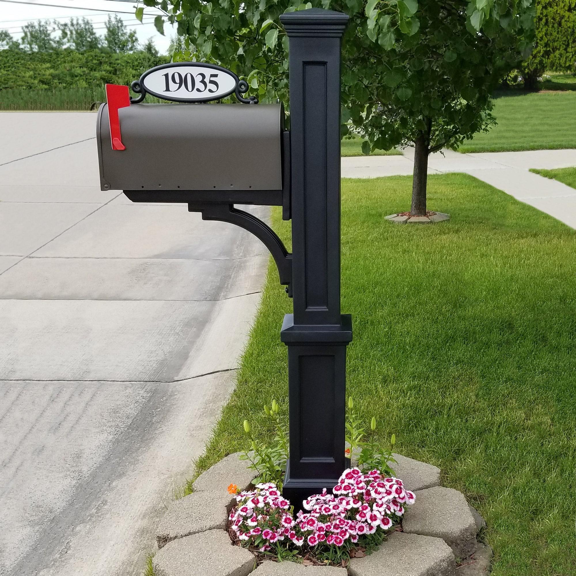 Newport Black Polyethylene Mail Post with Arm