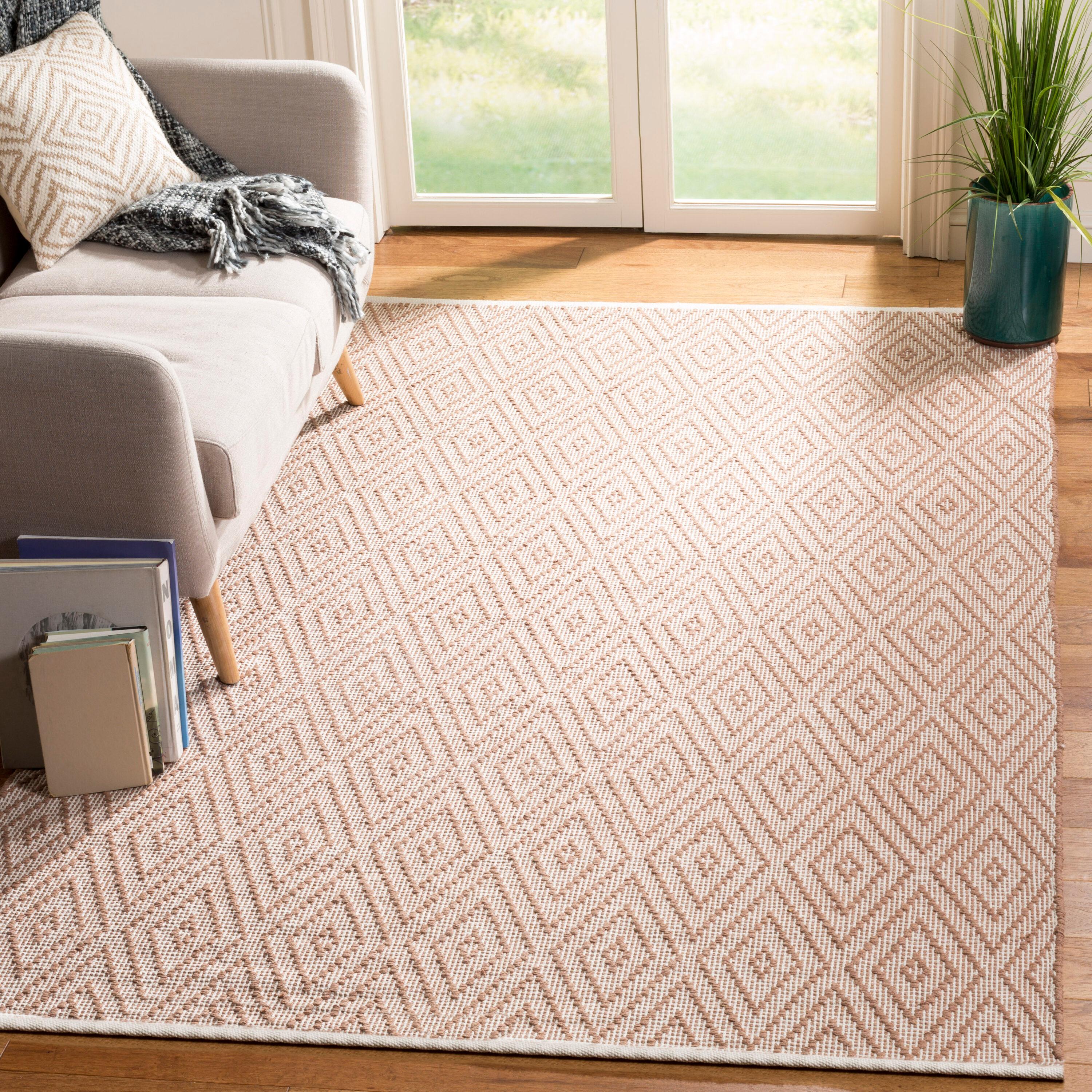 Montauk MTK811 Hand Woven Accent Rug - Beige/Ivory - 2'6"x4' - Safavieh.