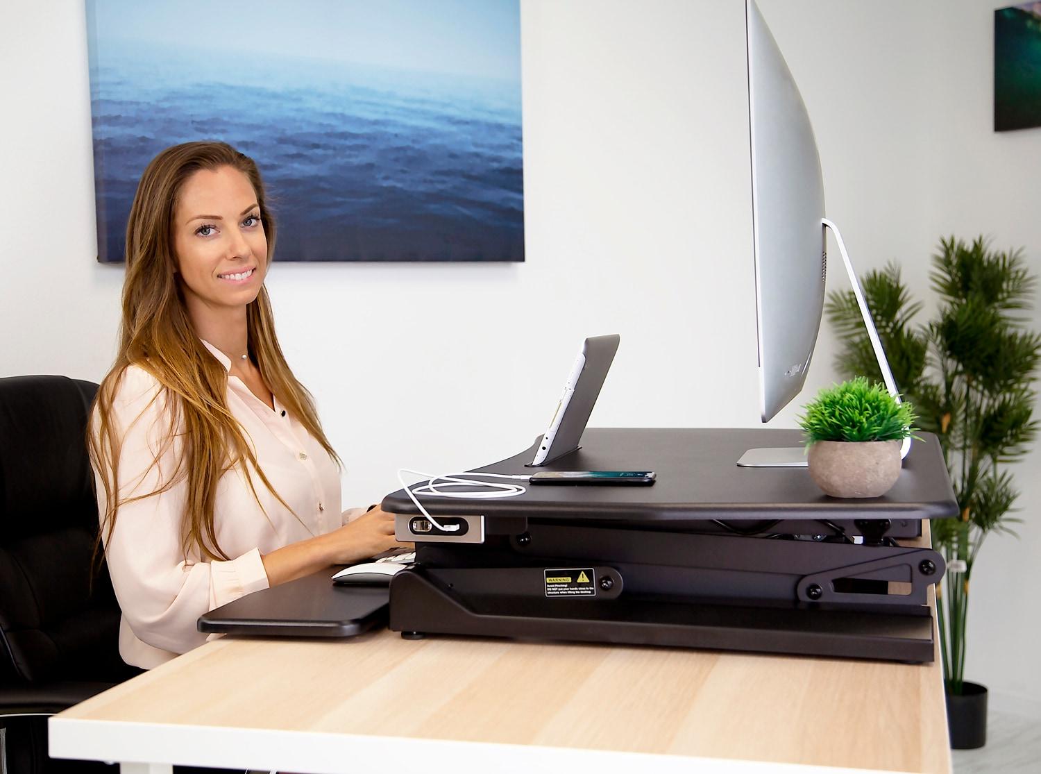 Mount-It! Electric Mobile Adjustable Standing Workstation with Wheels | Rolling Sit Stand Workstation with Programmable Height Adjustment Controller