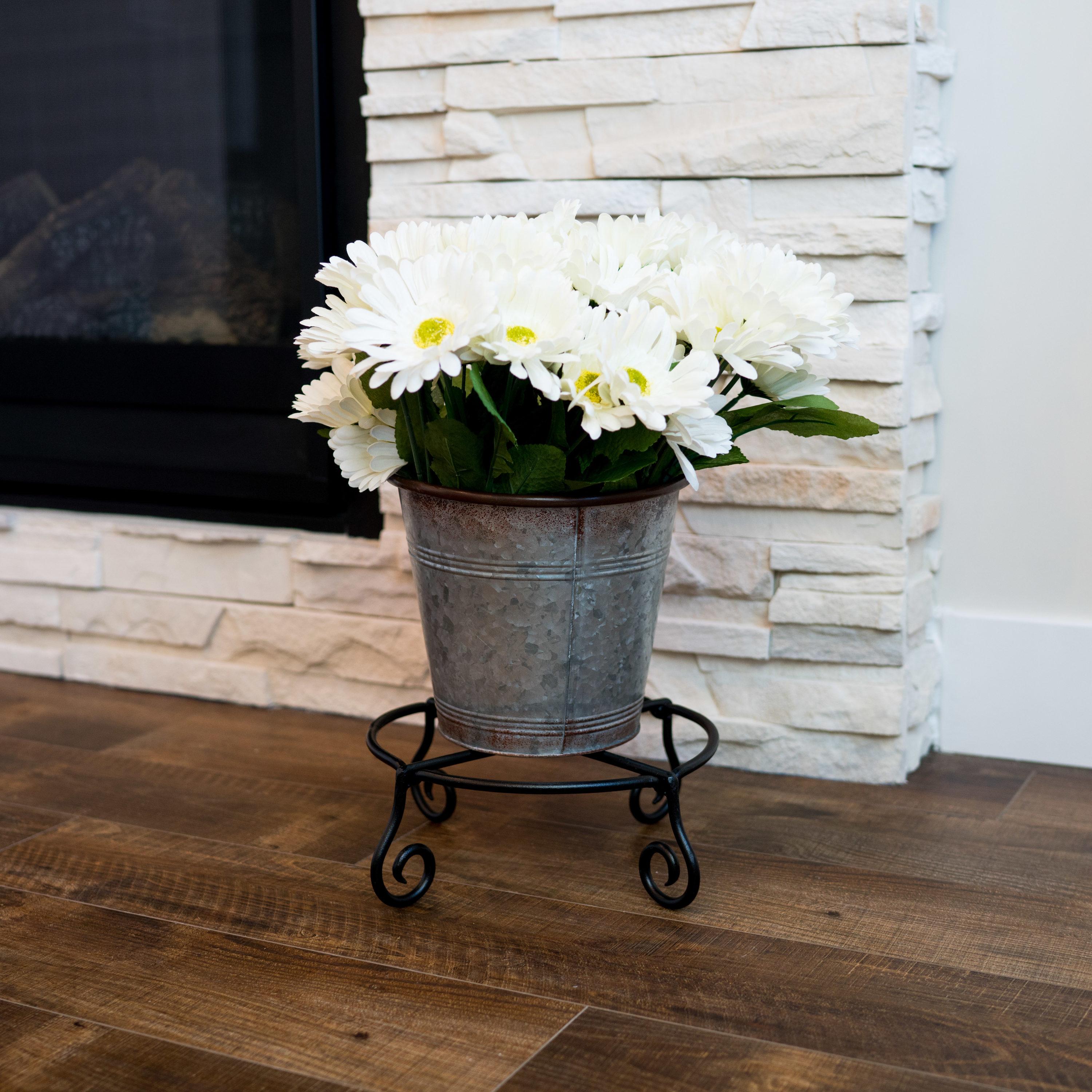 ACHLA Designs Piazza Planter Pot Stand