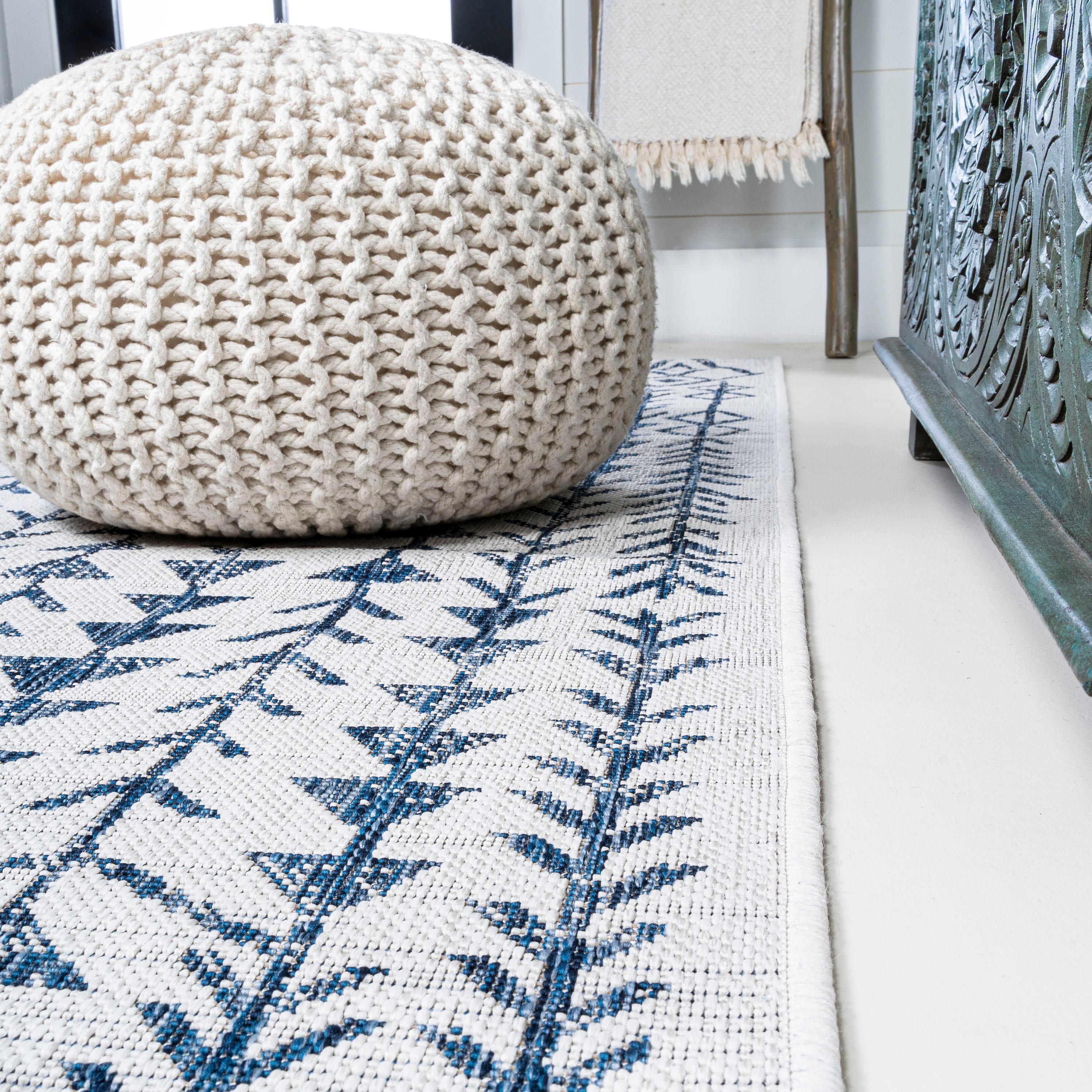 2'x8' Tokay Bohemian Styled Geometric Indoor/Outdoor Runner Rug, Ivory/Blue - JONATHAN Y