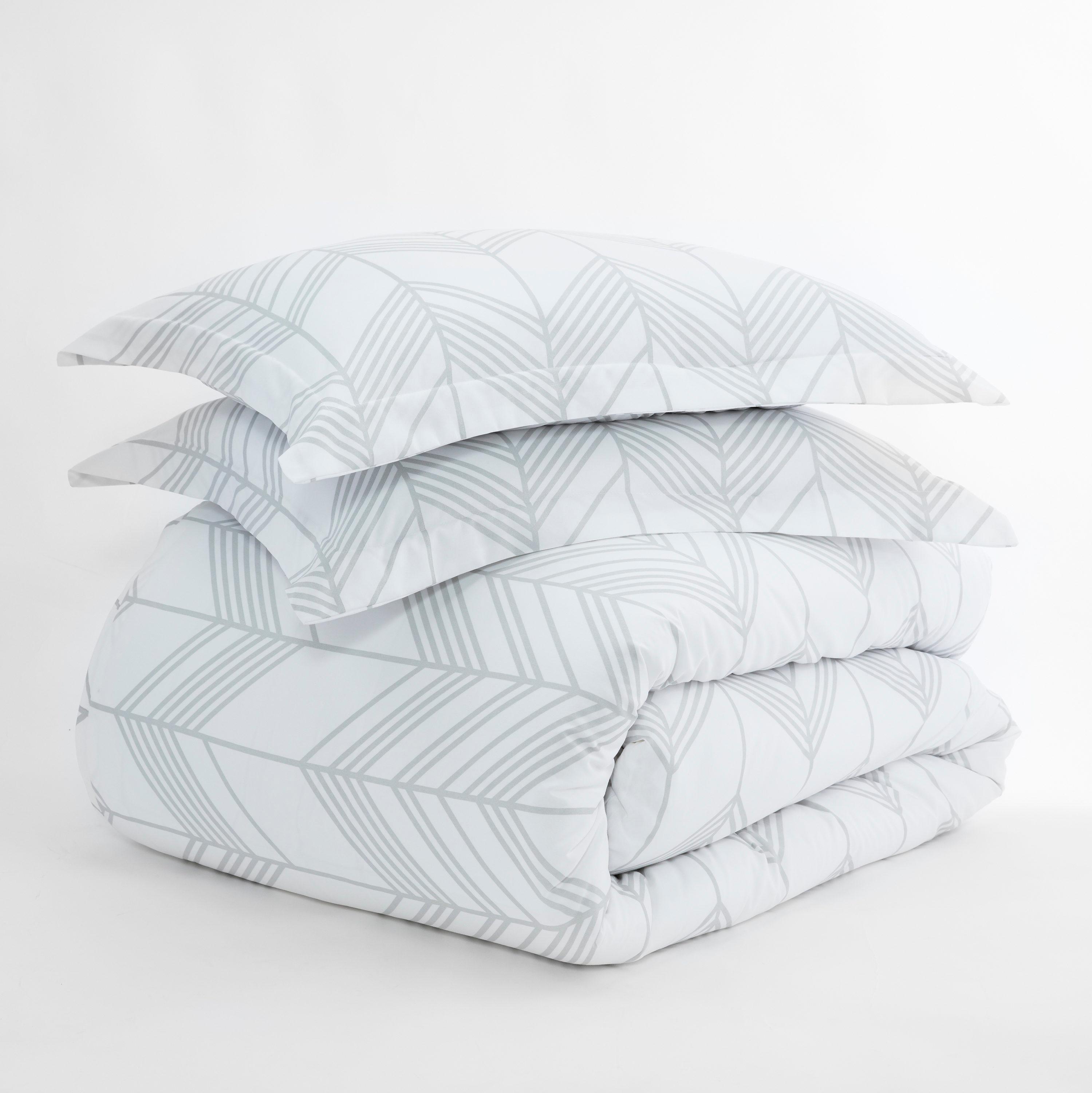 Becky Cameron Home Alps Chevron Pattern Duvet Cover Set