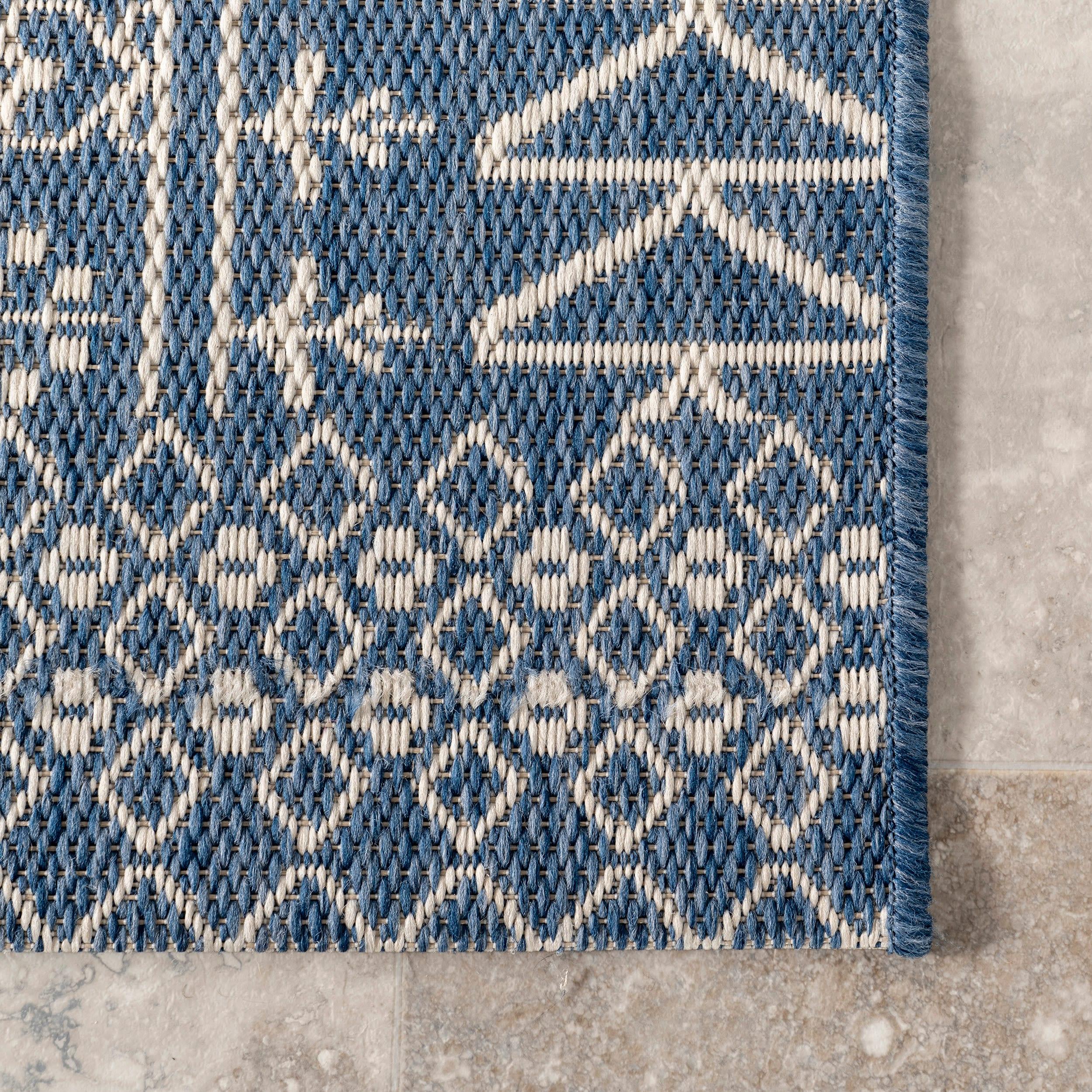 Nuloom Kandace Geometric 6x9 Indoor/Outdoor Area Rug for Living Room Patio Deck Front Porch Kitchen, Blue/Ivory