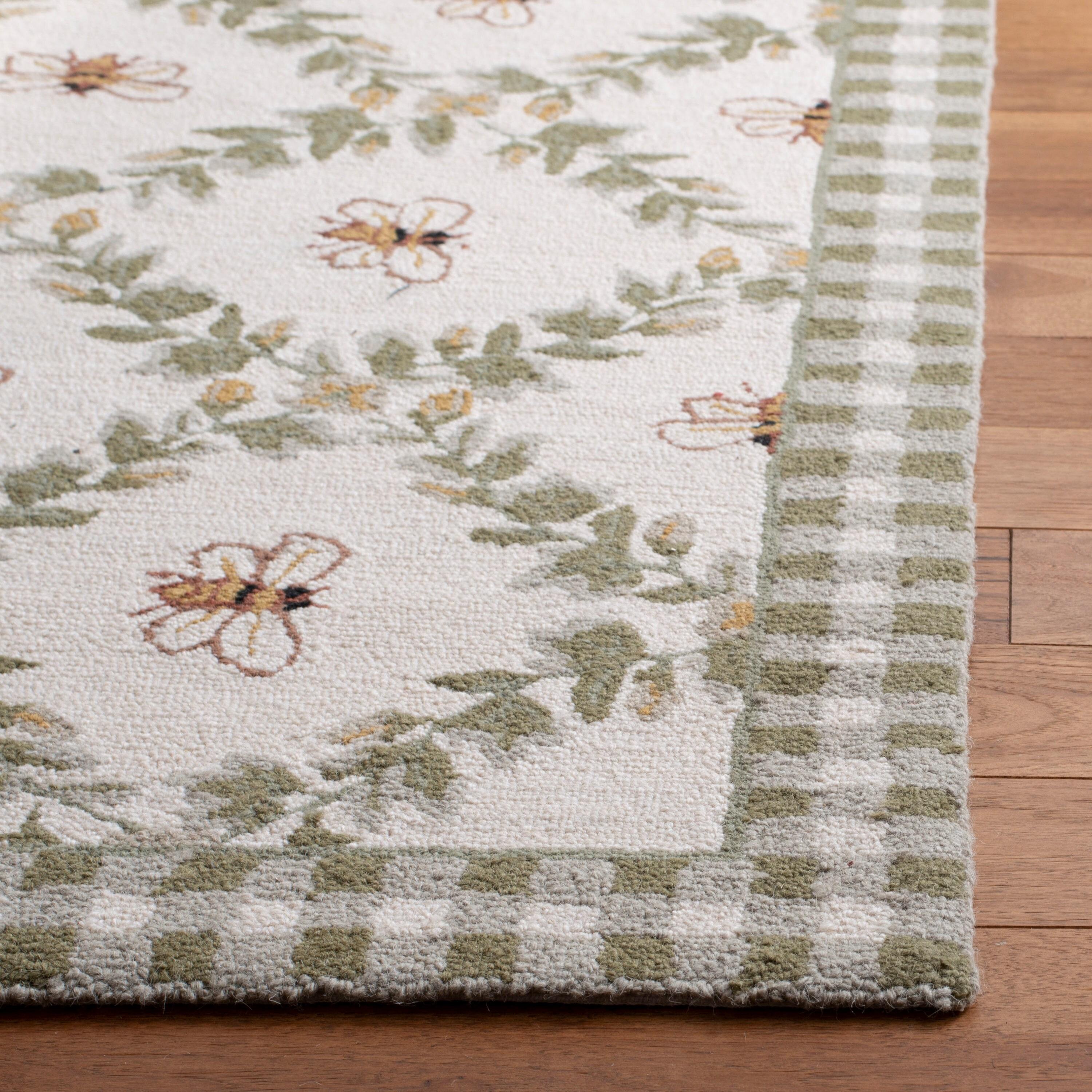 Chelsea HK55 Hand Hooked Runner Rug - Ivory/Green - 2'6"x12' - Safavieh.