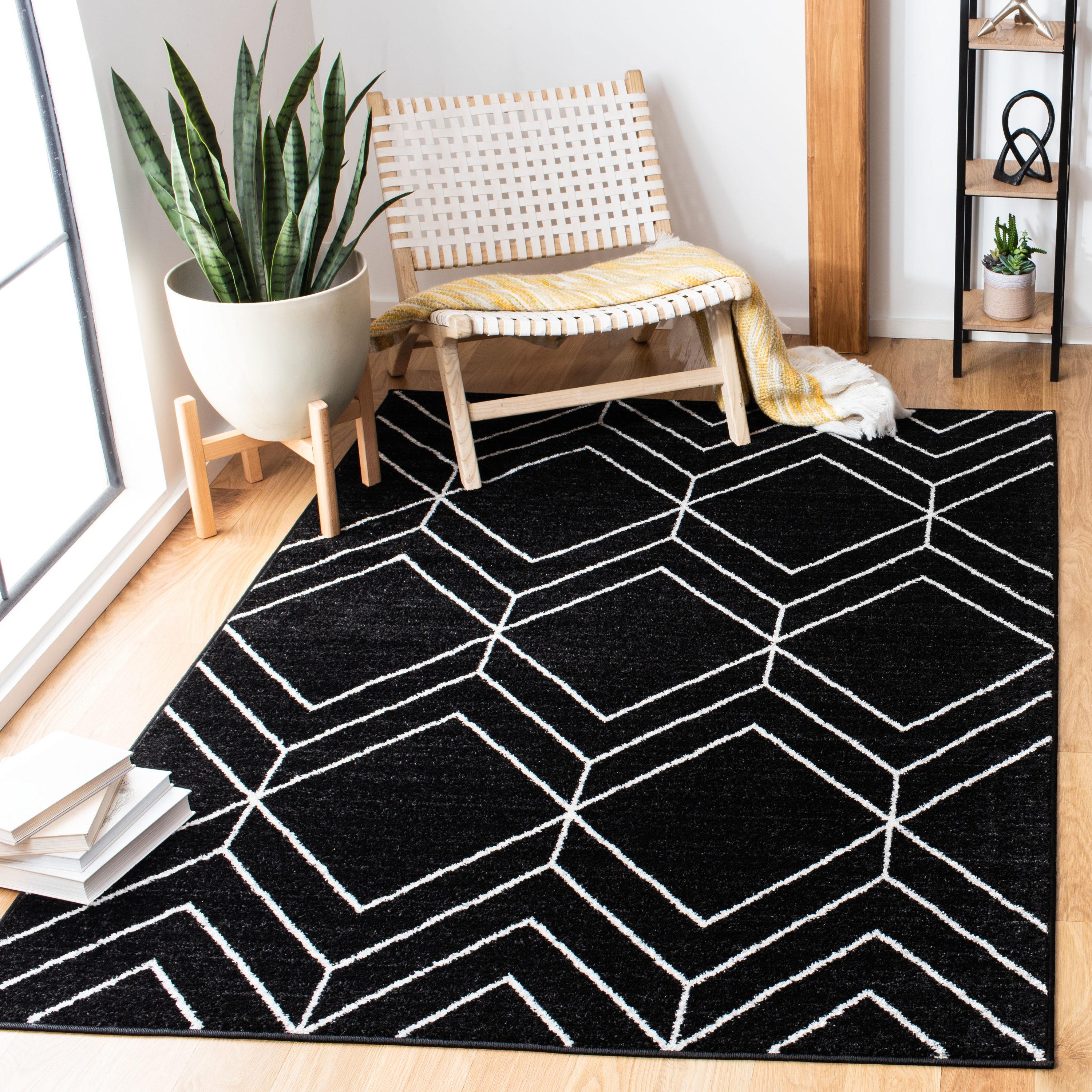 Adirondack ADR241 Machine Made Indoor Area Rug - Black/Ivory - 4'x6' - Safavieh