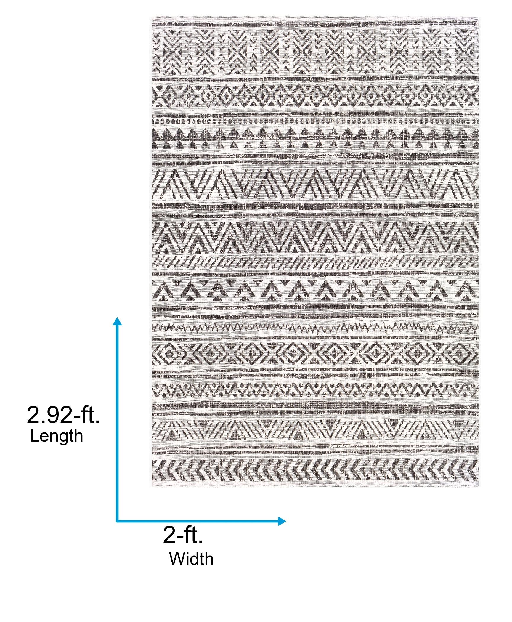 Livabliss Eagean 2 x 3 (ft) Polypropylene Black Rectangular Indoor/Outdoor Medallion Global Area rug