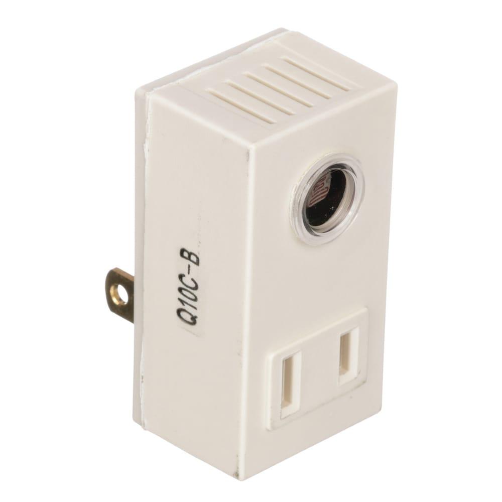 Southwire 60 -Watt EQ Electrical outlet Tan 1 -Head Dusk-to-Dawn Flood Light