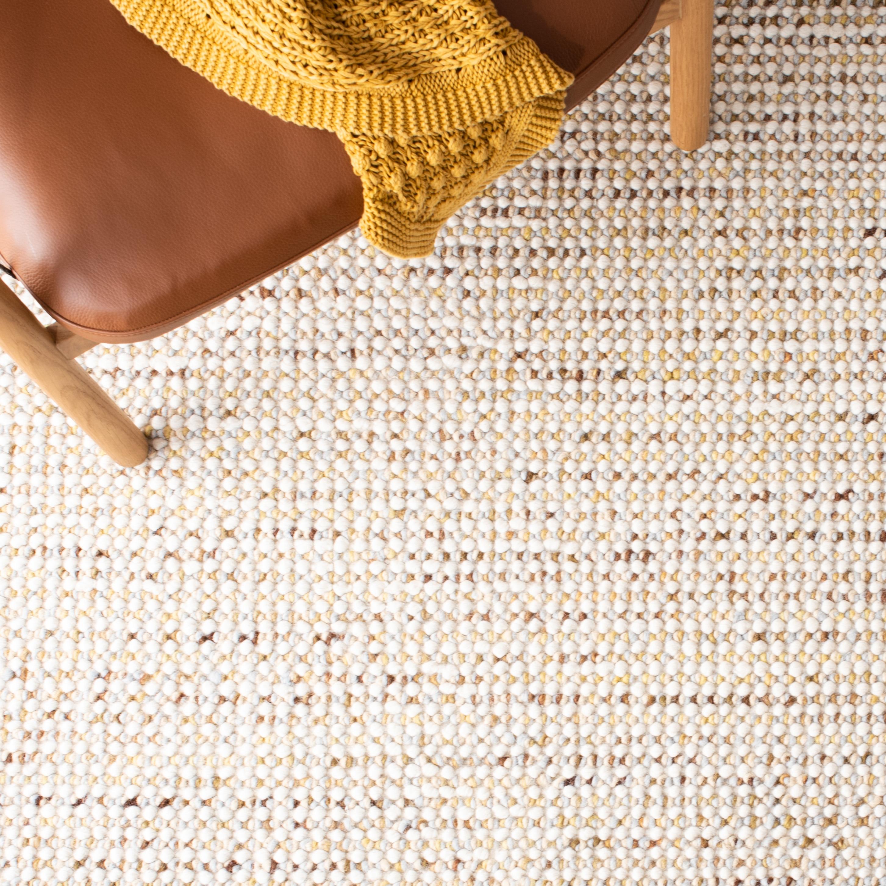 Vermont VRM401 Hand Woven Accent Rug - Ivory/Silver - 3'x5' - Safavieh.