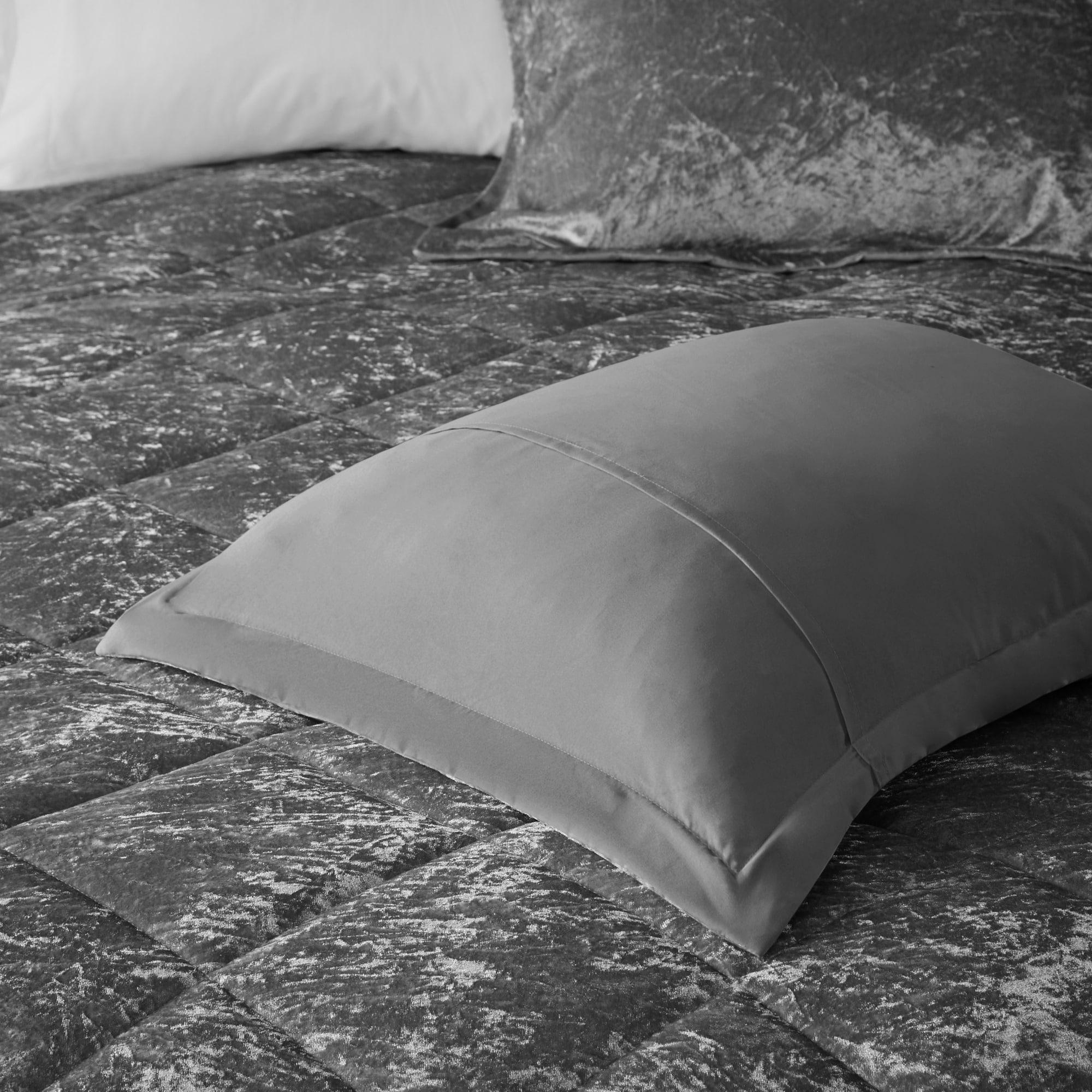 Felicia Crushed Velvet Comforter Set with Throw Pillow