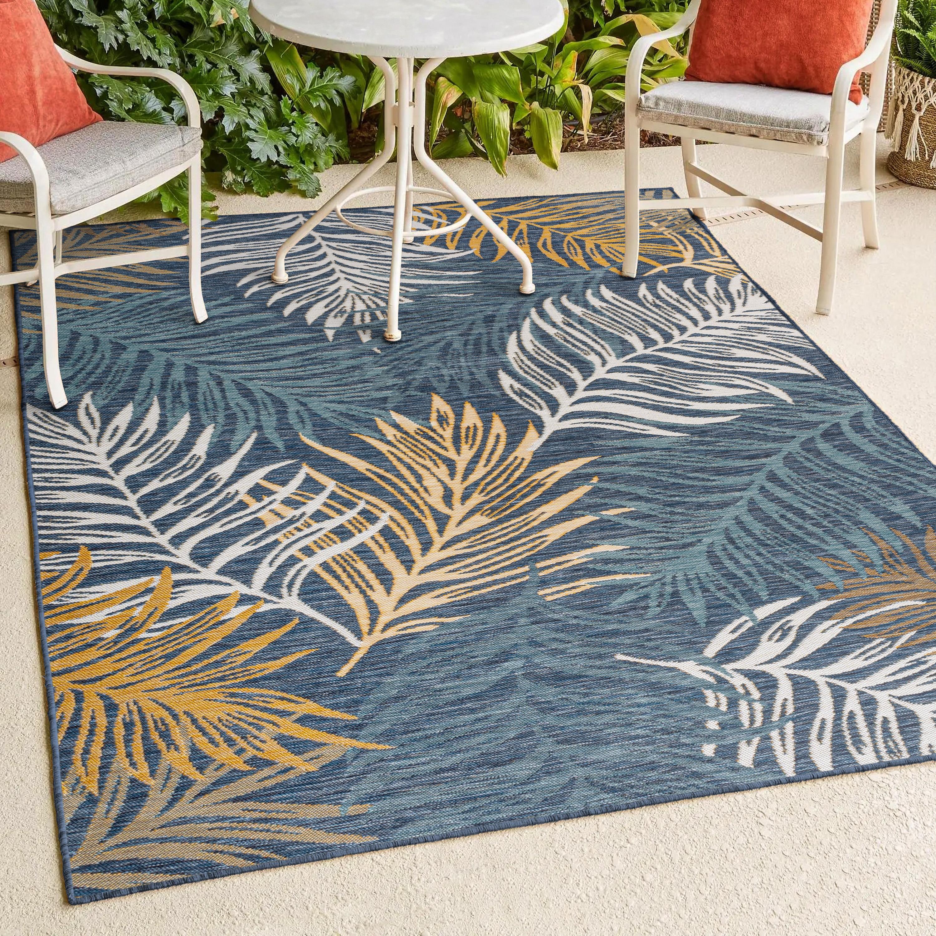 JONATHAN Y Calypso Coastal Casual Palm Frond Reversible Machine-Washable Cream/Navy 5 ft. x 8 ft. Indoor/Outdoor Area Rug