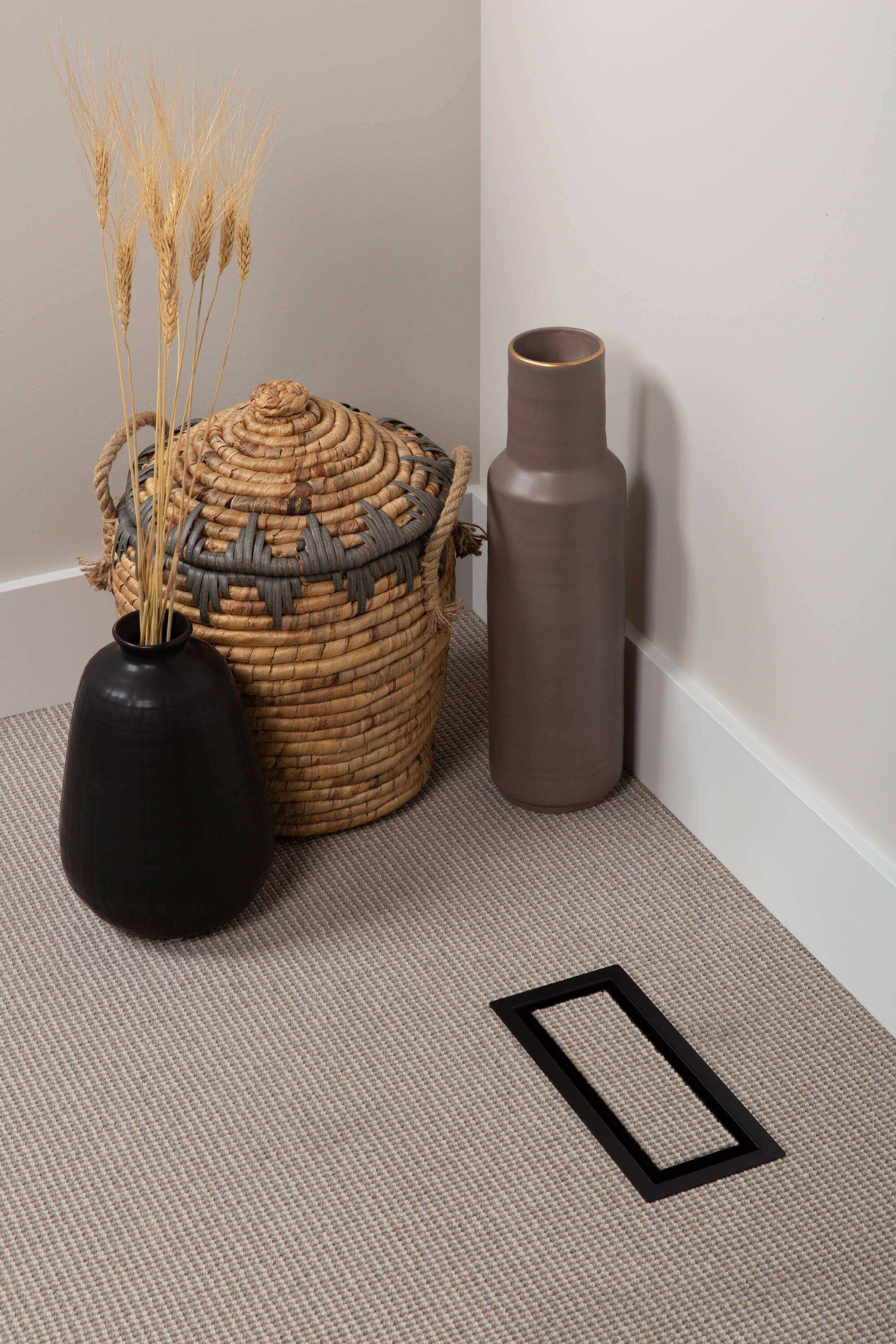 Aria Vent OG Collection, Matte Black (8" x 14.25")